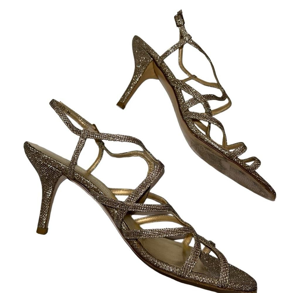 Stuart Weitzman Stuart Weitzman l Turning Up Strappy Gold Glitter Sandal 10 Size US 10 / IT 40 - 7 Thumbnail