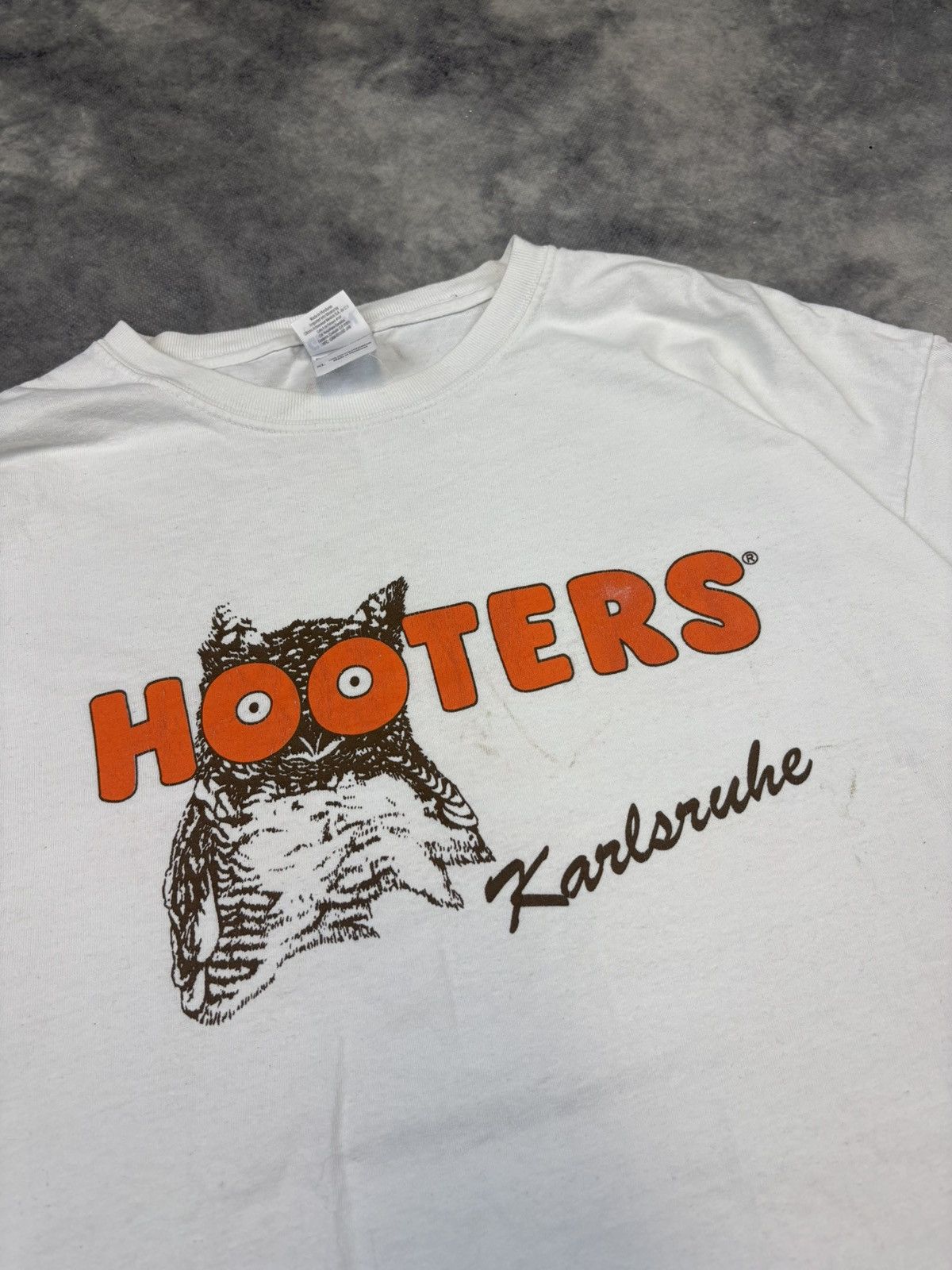 Hook-Ups Hooters Vintage t shirt humor graphic t shirt skateboard y2k Size US XL / EU 56 / 4 - 2 Thumbnail