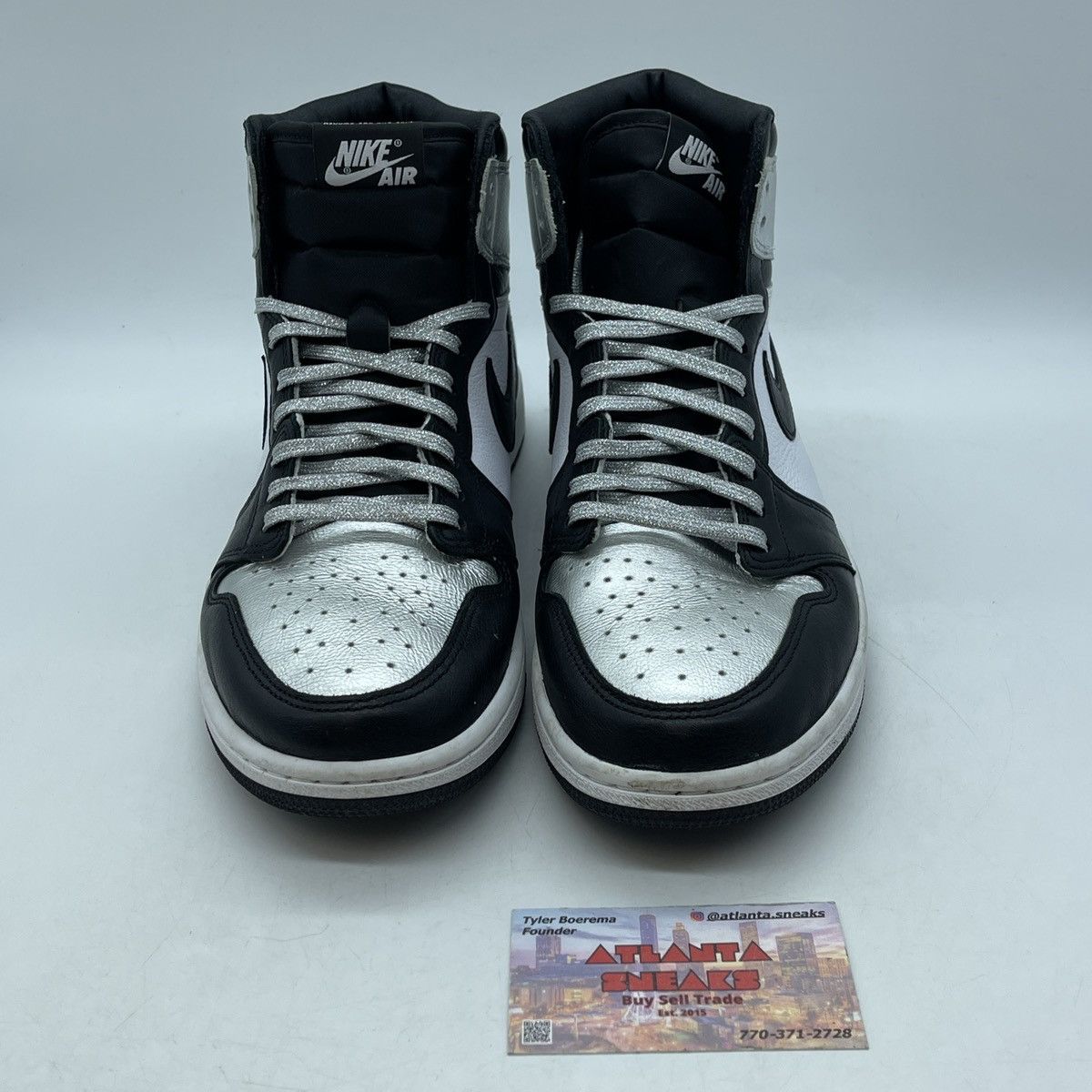Jordan Brand Wmns air Jordan 1 high silver toe Size US 11.5 / IT 41.5 - 2 Thumbnail