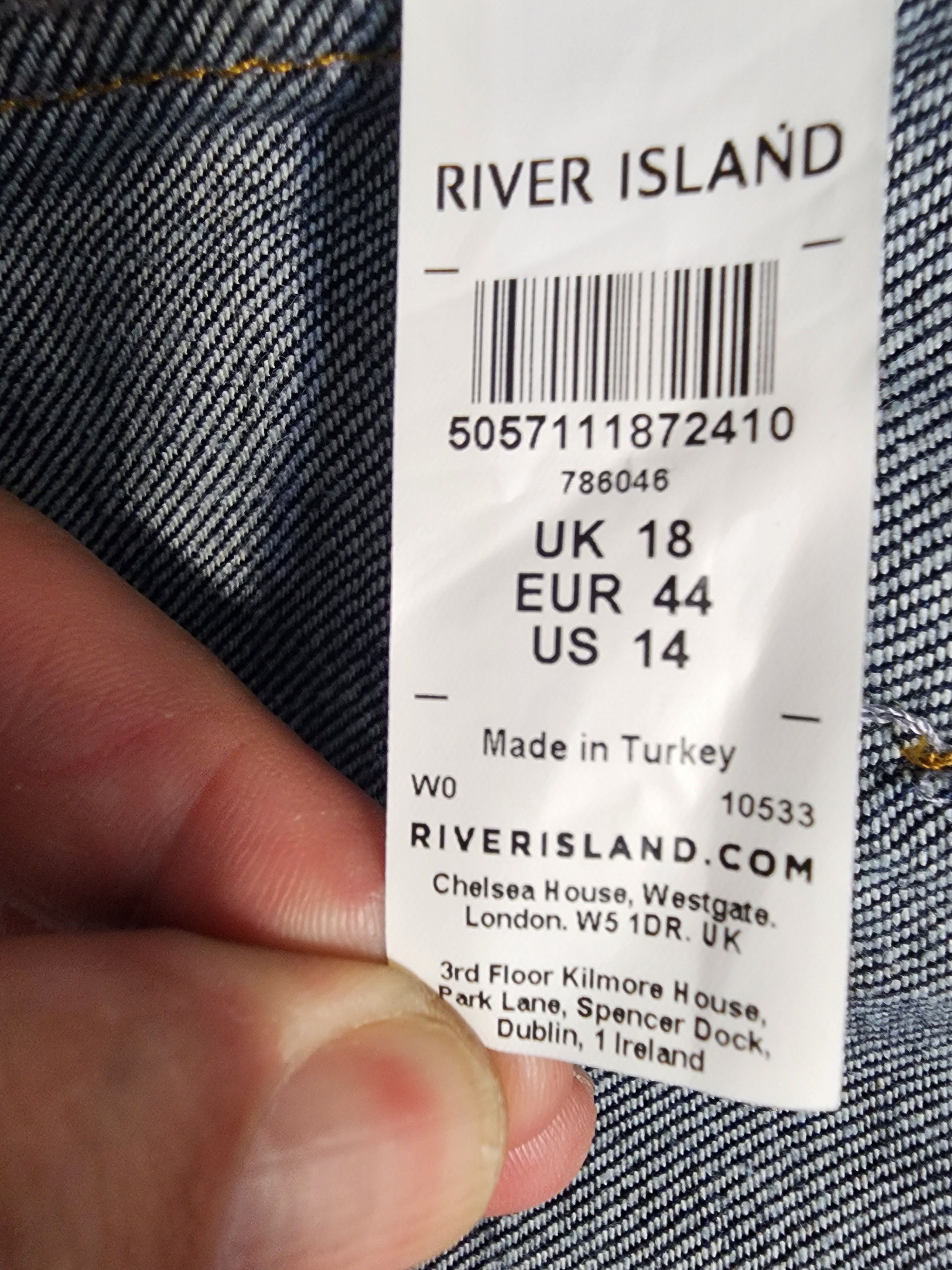 River Island Women's denim jacket with gold buttons. Size XL / US 12-14 / IT 48-50 - 9 Thumbnail