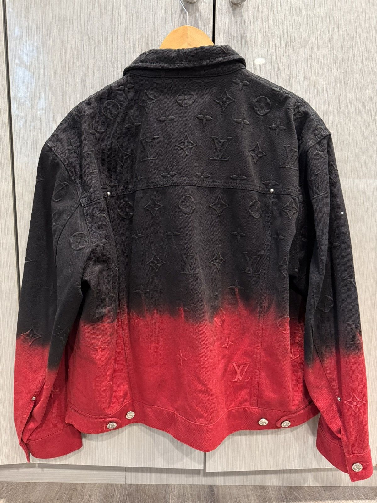 Louis Vuitton Louis Vuitton Black Red Monogram Denim Jacket Size US XL / EU 56 / 4 - 2 Thumbnail