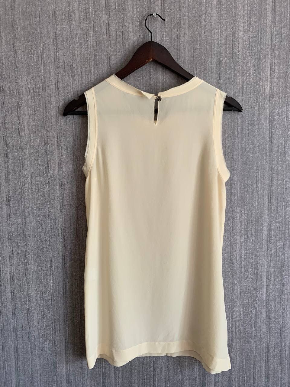 Dolce & Gabbana Dolce&Gabbana Top Silk Decoration Sleeveless Size:40 IT Size S / US 4 / IT 40 - 2 Thumbnail