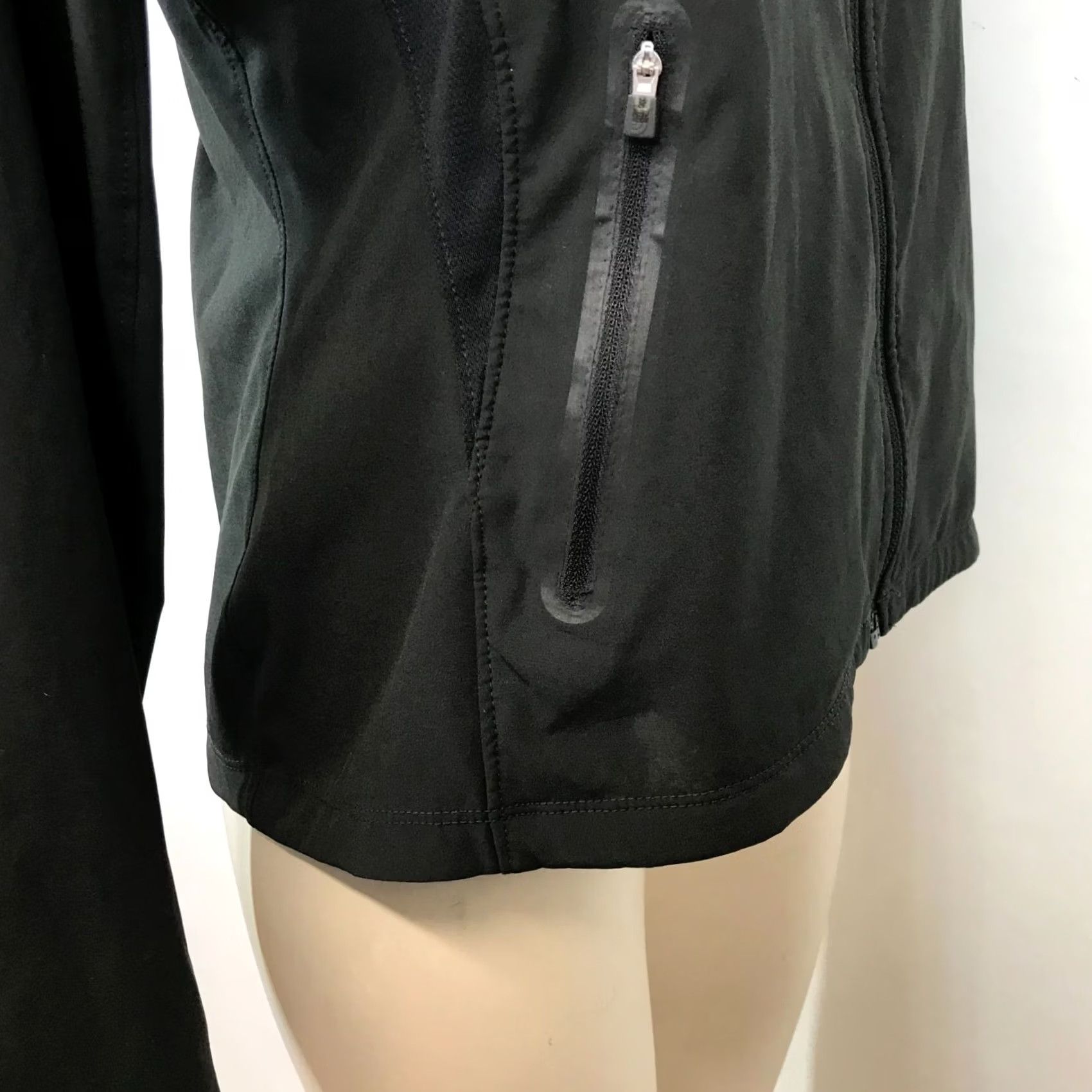 The North Face THE NORTH FACE WOMEN'S JACKET LONG SLEEVE FULL ZIP BLACK M Size M / US 6-8 / IT 42-44 - 5 Thumbnail