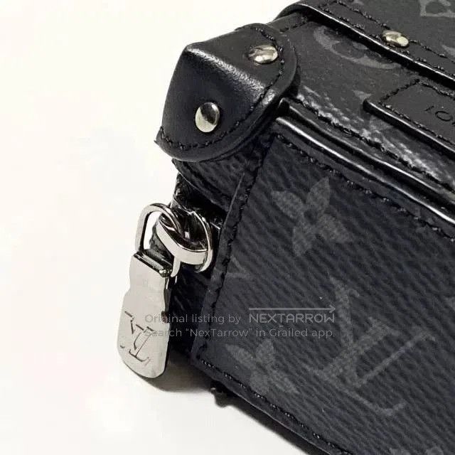 Louis Vuitton LV Black Monogram Virgil Keychain Wallet. Size ONE SIZE - 4 Thumbnail