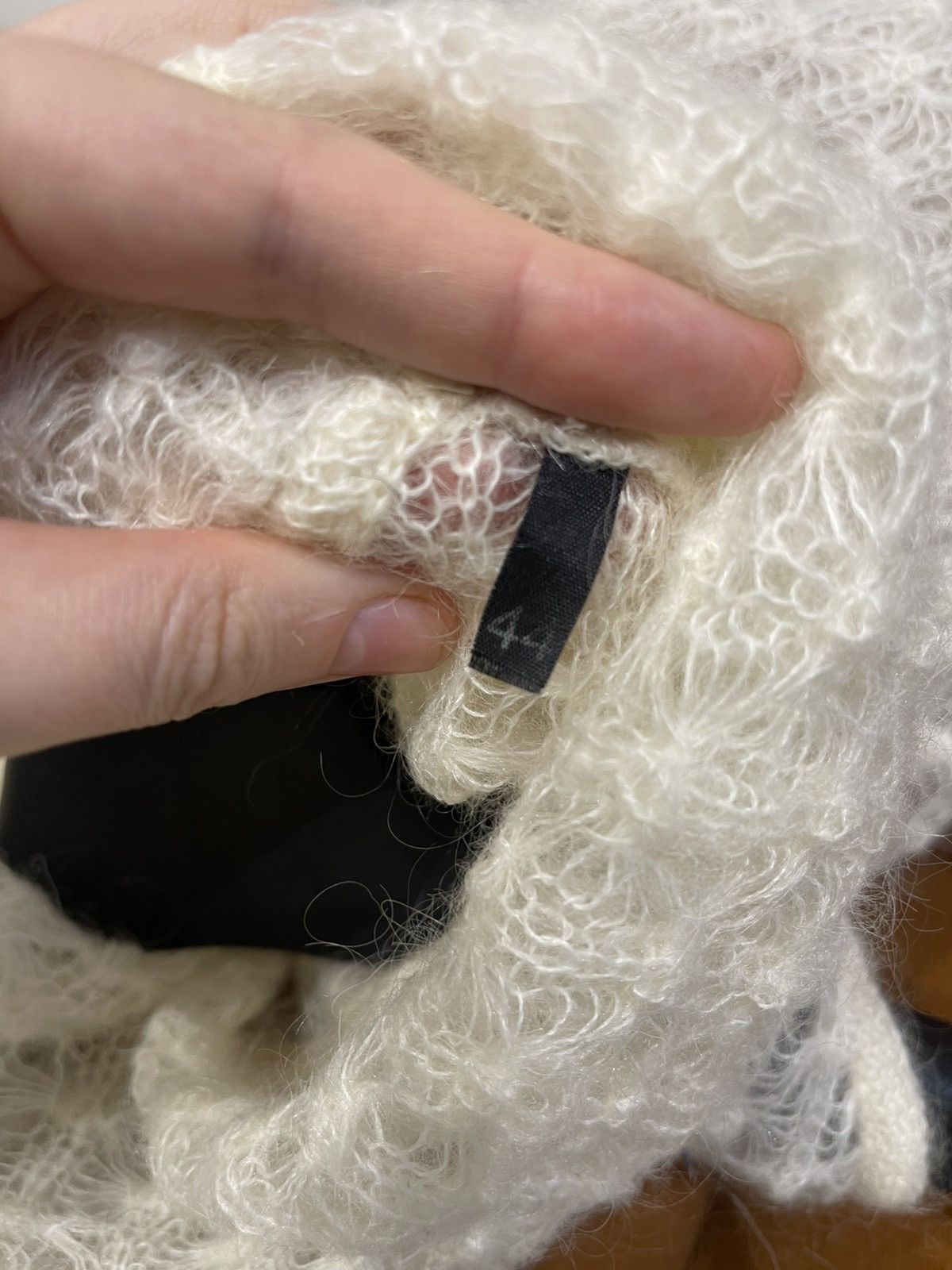 Versace Versace IT 44 (UK 12) Mohair-Blend Open-Knit Sleeveless Top Size M / US 6-8 / IT 42-44 - 9 Thumbnail