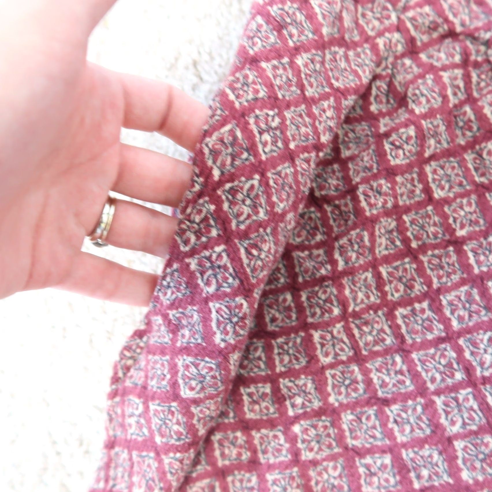Vintage VINTAGE Norton McNaughton Burgundy Red and Cream Print Straight Leg Pants 14P 1990s Petites Hippy Casual Womens Size 36" / US 14 / IT 50 - 4 Thumbnail