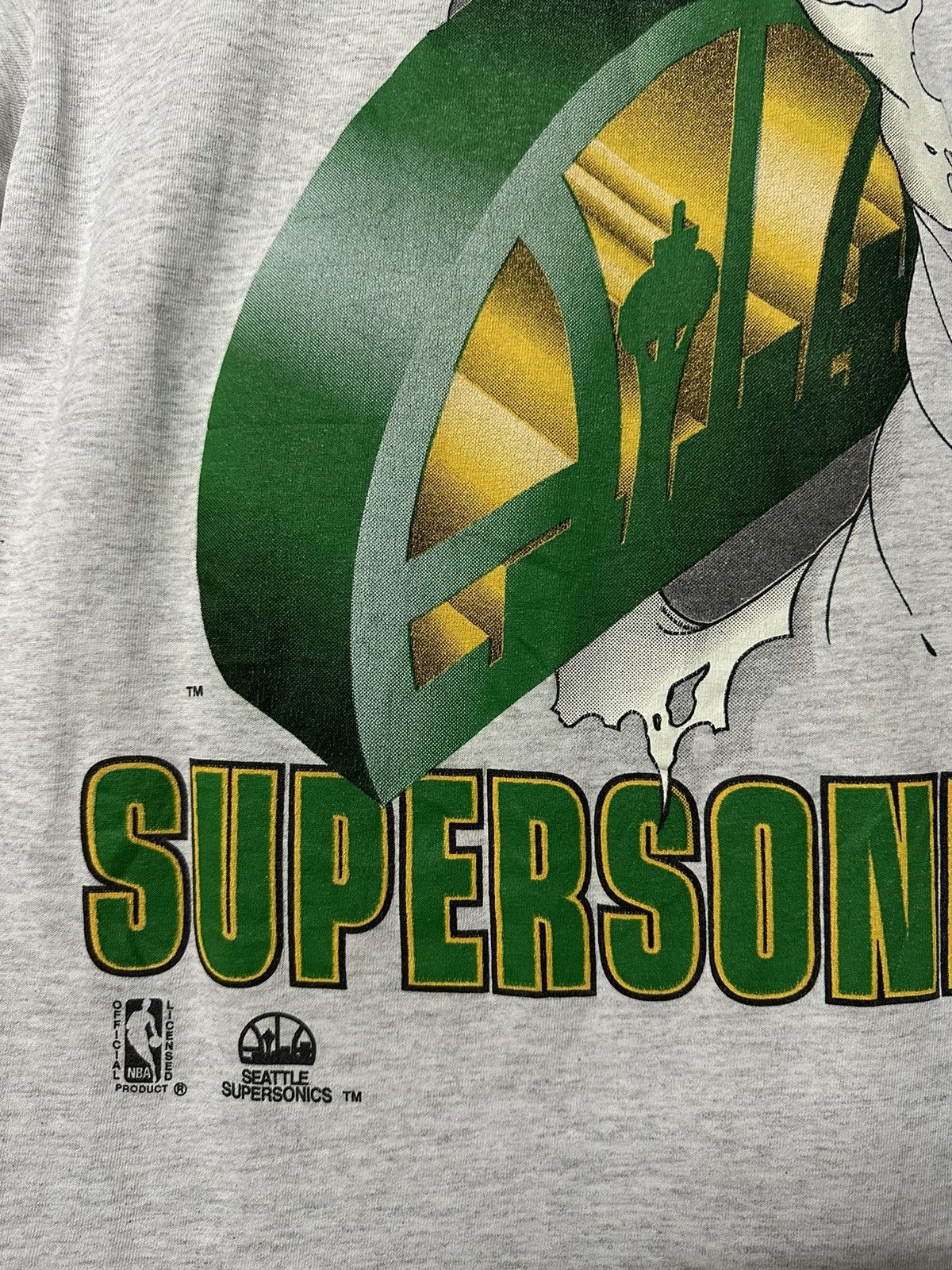 NBA × Nutmeg × Vintage Vintage 90s Nba Seattle Supersonic Faded Tee Size US M / EU 48-50 / 2 - 10 Thumbnail
