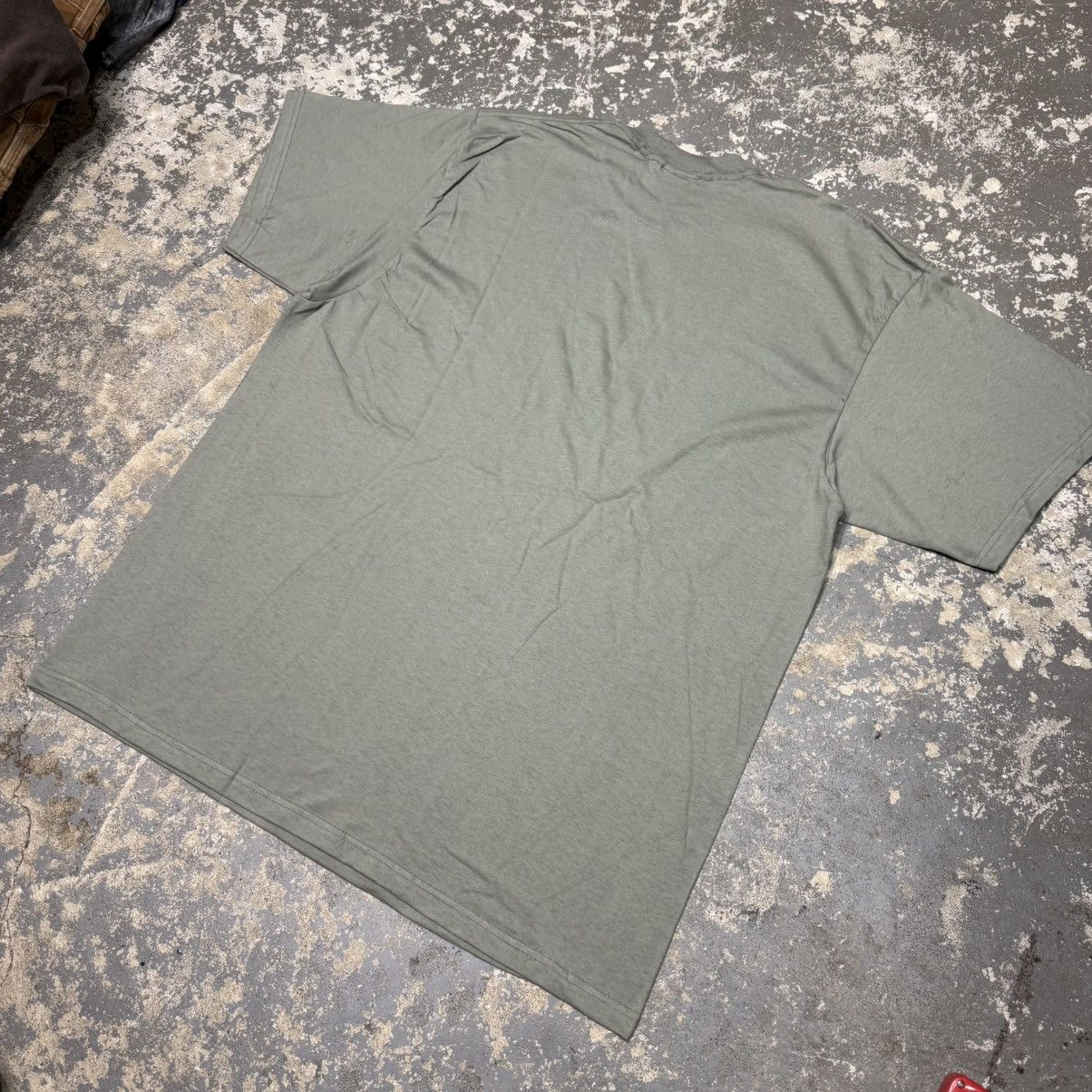 Nike Vintage Nike Green Blank No Swoosh 90s Tshirt USA Size US XL / EU 56 / 4 - 11 Thumbnail