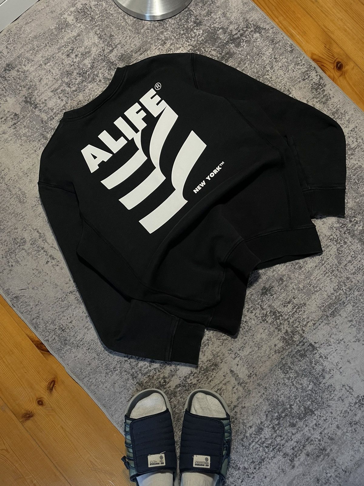 Alife × Essentials Alife Museum Crewneck Sweat Size US XL / EU 56 / 4 - 5 Thumbnail