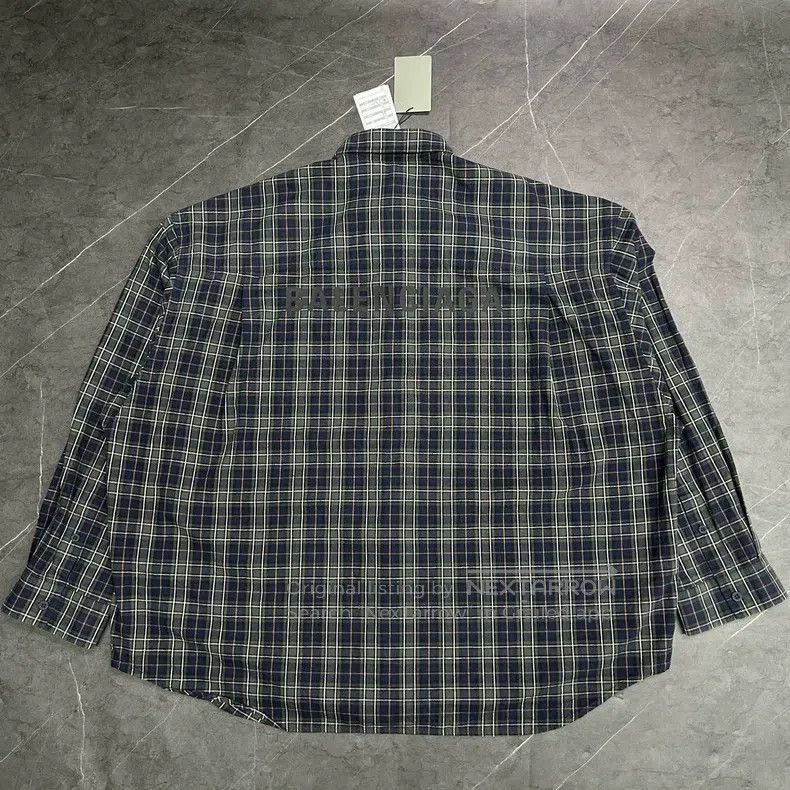 Balenciaga Balenciaga Back letter logo checkered shirt Size US S / EU 44-46 / 1 - 2 Thumbnail
