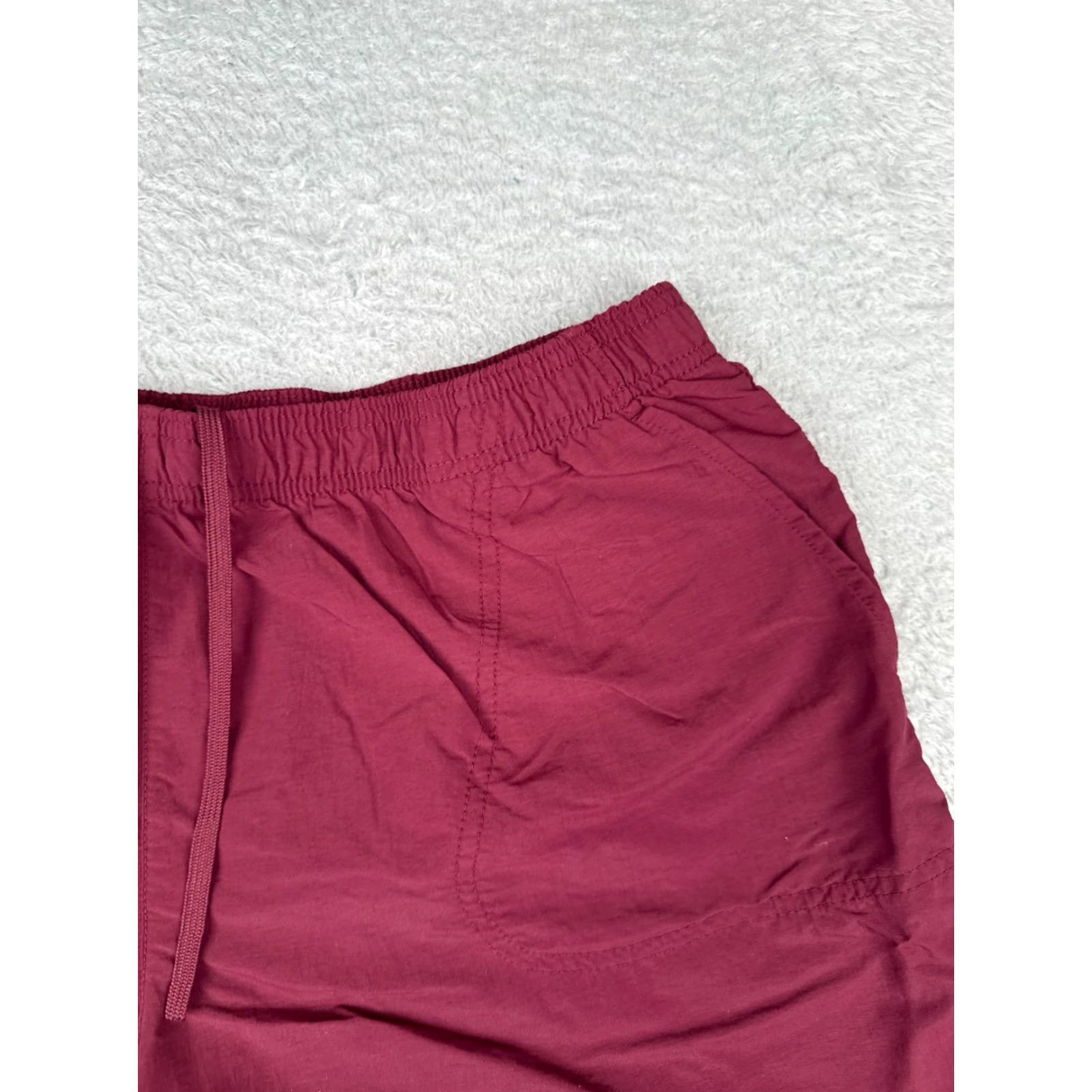 Vintage Columbia Shorts Womens XL Red 100% Nylon Cargo Pocket Casual Activewear Hiking 36x5 Men/Women? Size 40" / US 18 - 5 Thumbnail