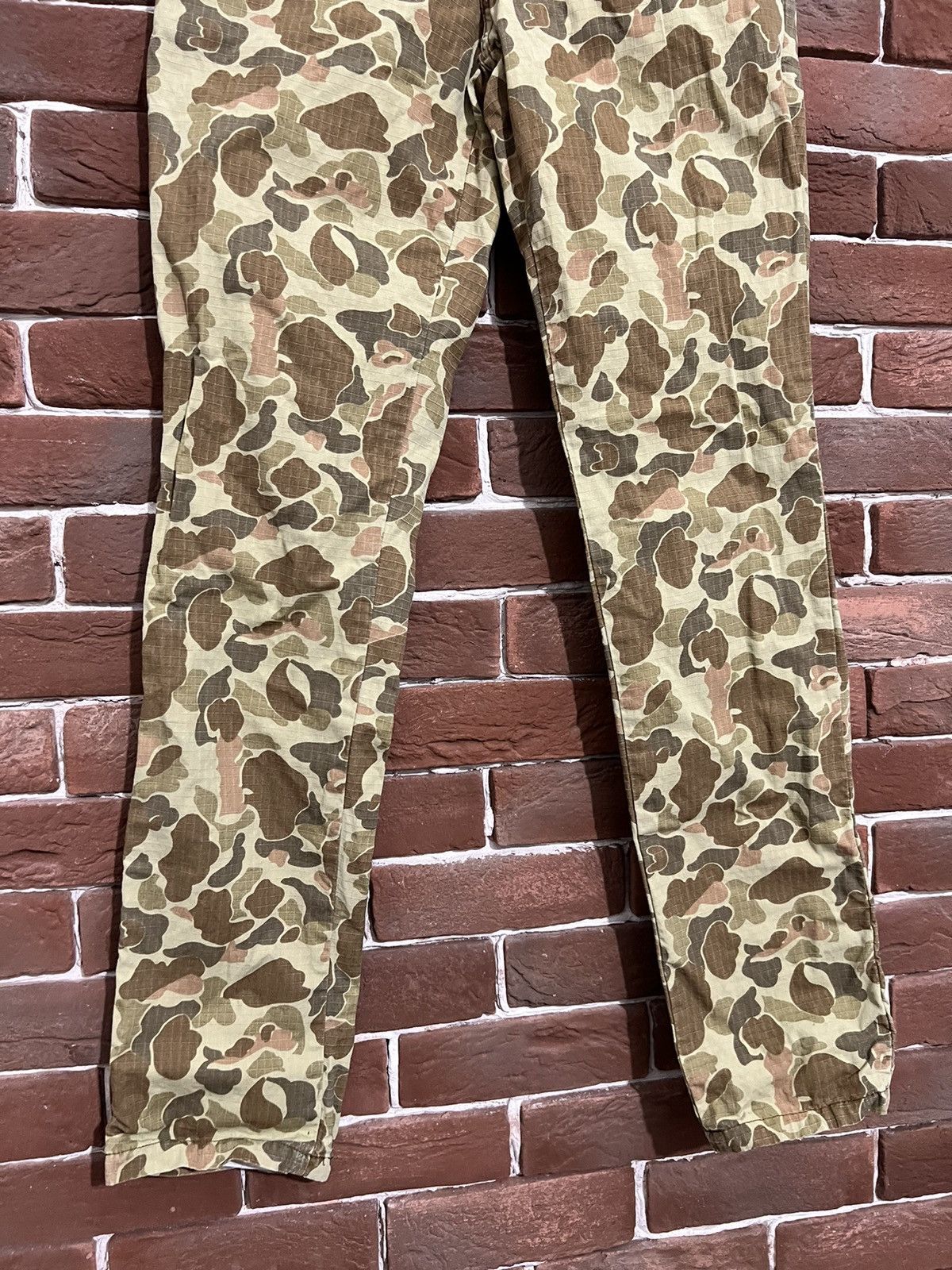 Carhartt Vintage 00s Carhartt Work Camo Pants Hype Streetwear xstuff Size US 28 / EU 44 - 5 Thumbnail