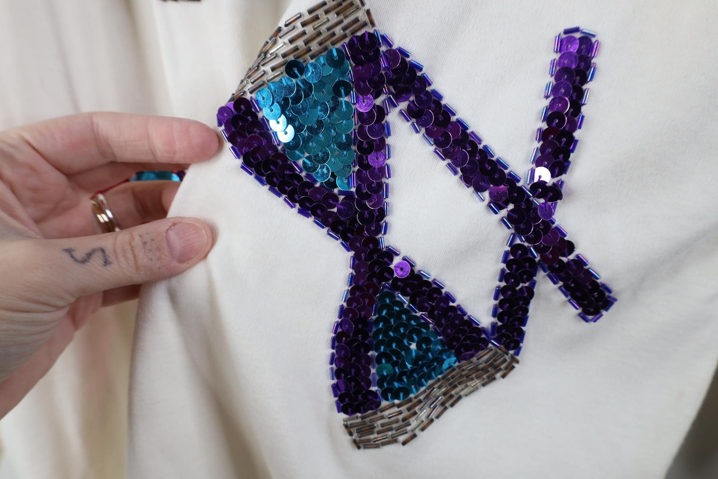 Vintage Vintage 90s Sequin Glasses 3/4 Sleeve Pullover T-Shirt Size L / US 10 / IT 46 - 8 Thumbnail
