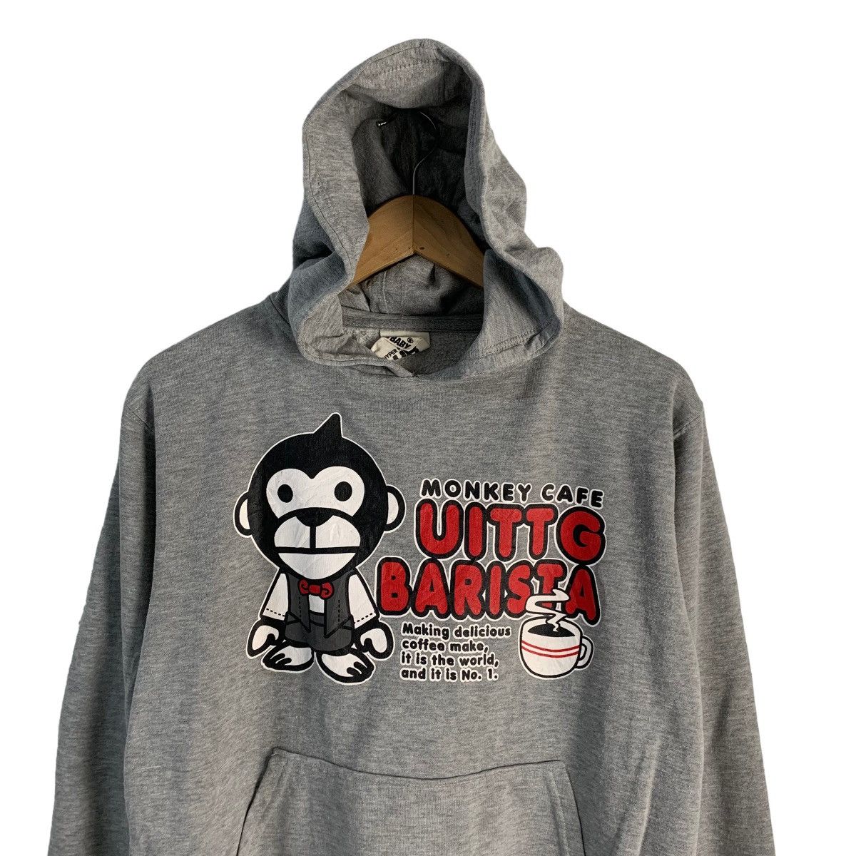 Japanese Brand Uittg Baby Monkey Cafe Barista Pullover Hoodie Size US M / EU 48-50 / 2 - 4 Thumbnail