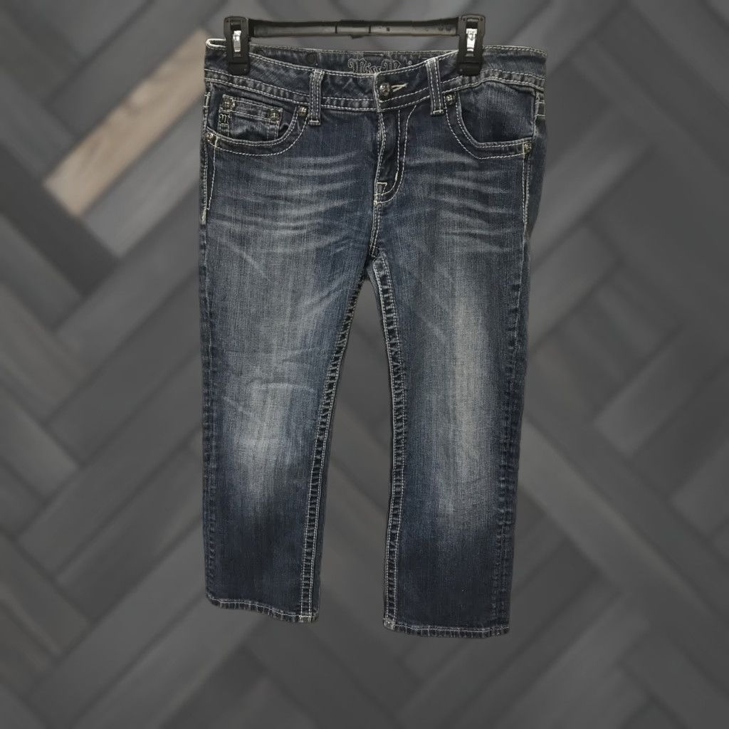 Miss Me Miss Me Capri Jeans Women's 30 Medium Wash Denim JP6048P5 Jeans Capris 5-Pocket Slim Blue Autumn Womens Mens Size 30" / US 8 / IT 44 - 1 Thumbnail