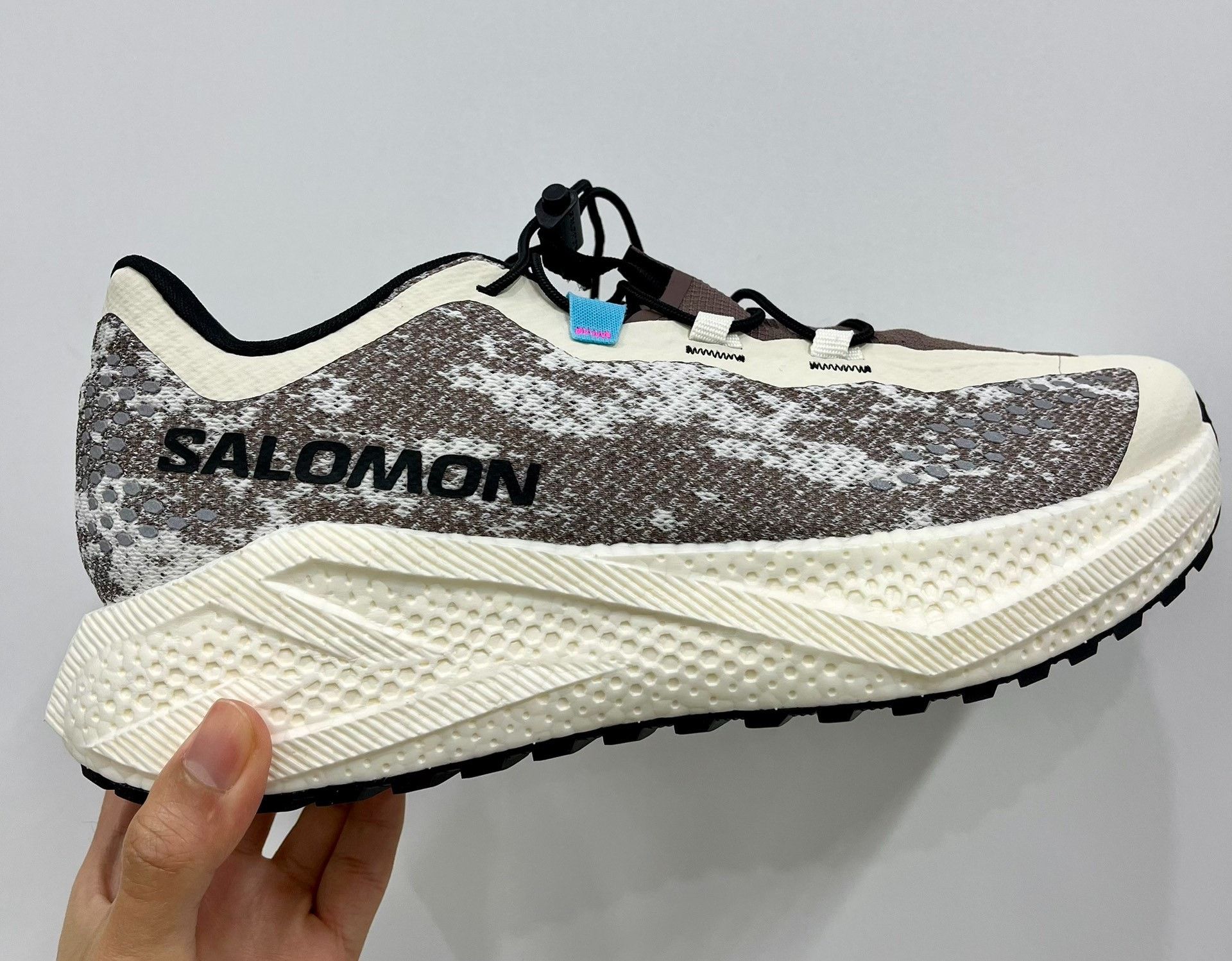 Salomon Salomon Aero Glide 4 GRVL Size US 9.5 / EU 42-43 - 1 Thumbnail