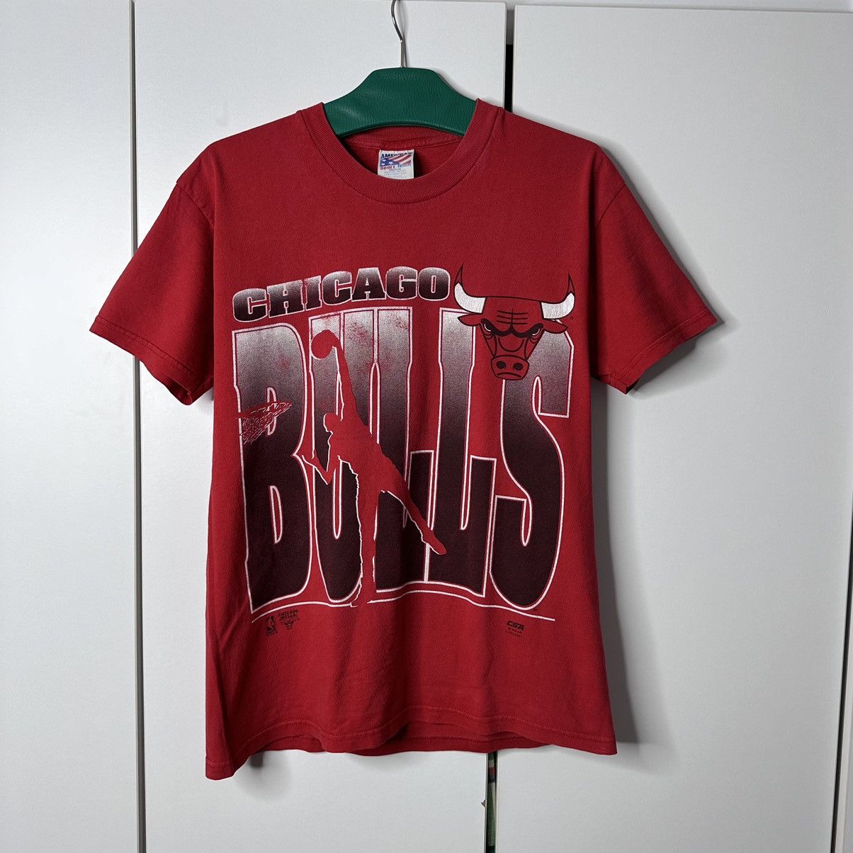 NBA Made in USA Vintage Chicago Bulls NBA Official Size US M / EU 48-50 / 2 - 1 Thumbnail