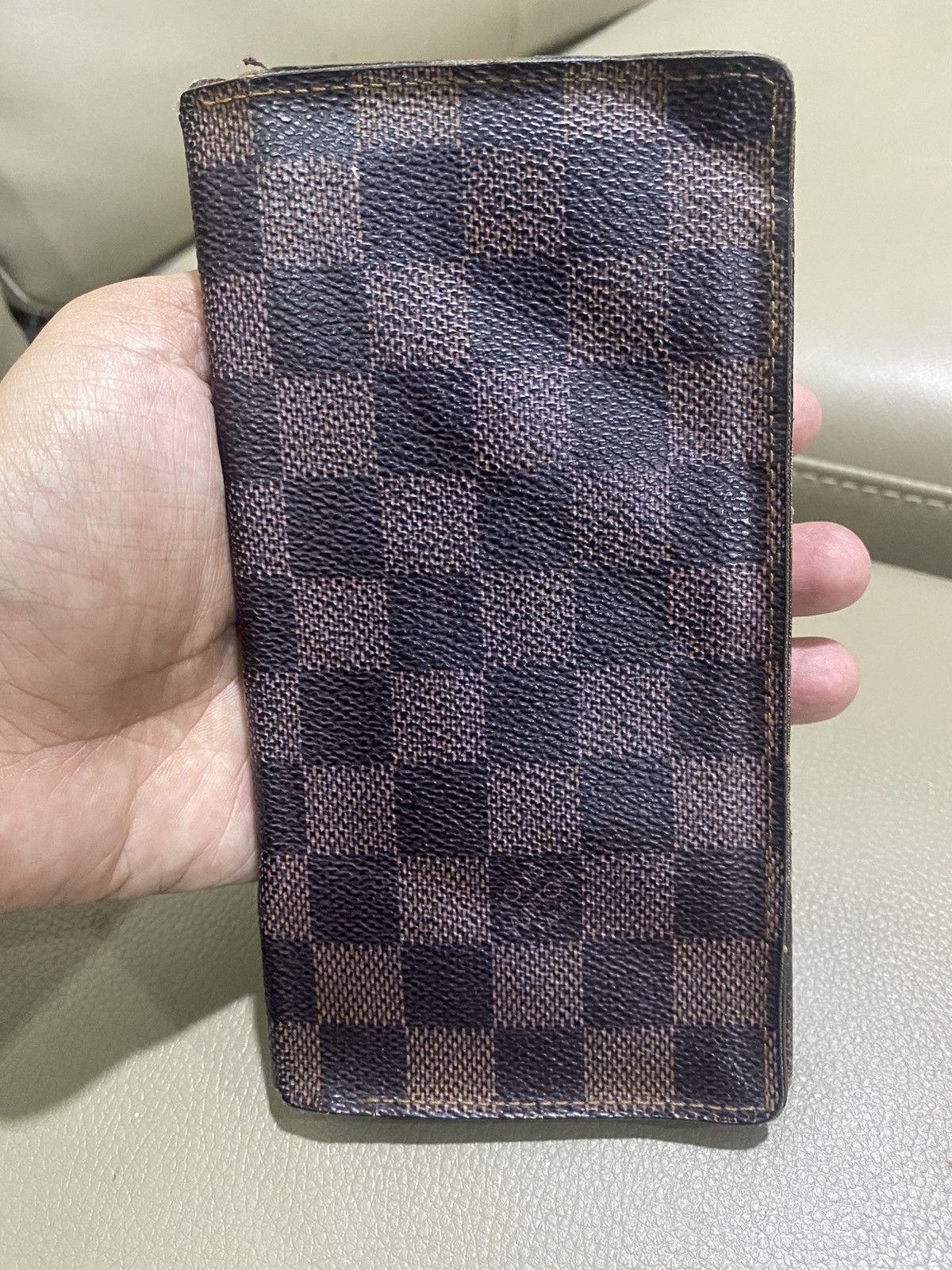 Louis Vuitton Authentic Louis Vuitton Damier Long Wallet Size ONE SIZE - 1 Thumbnail