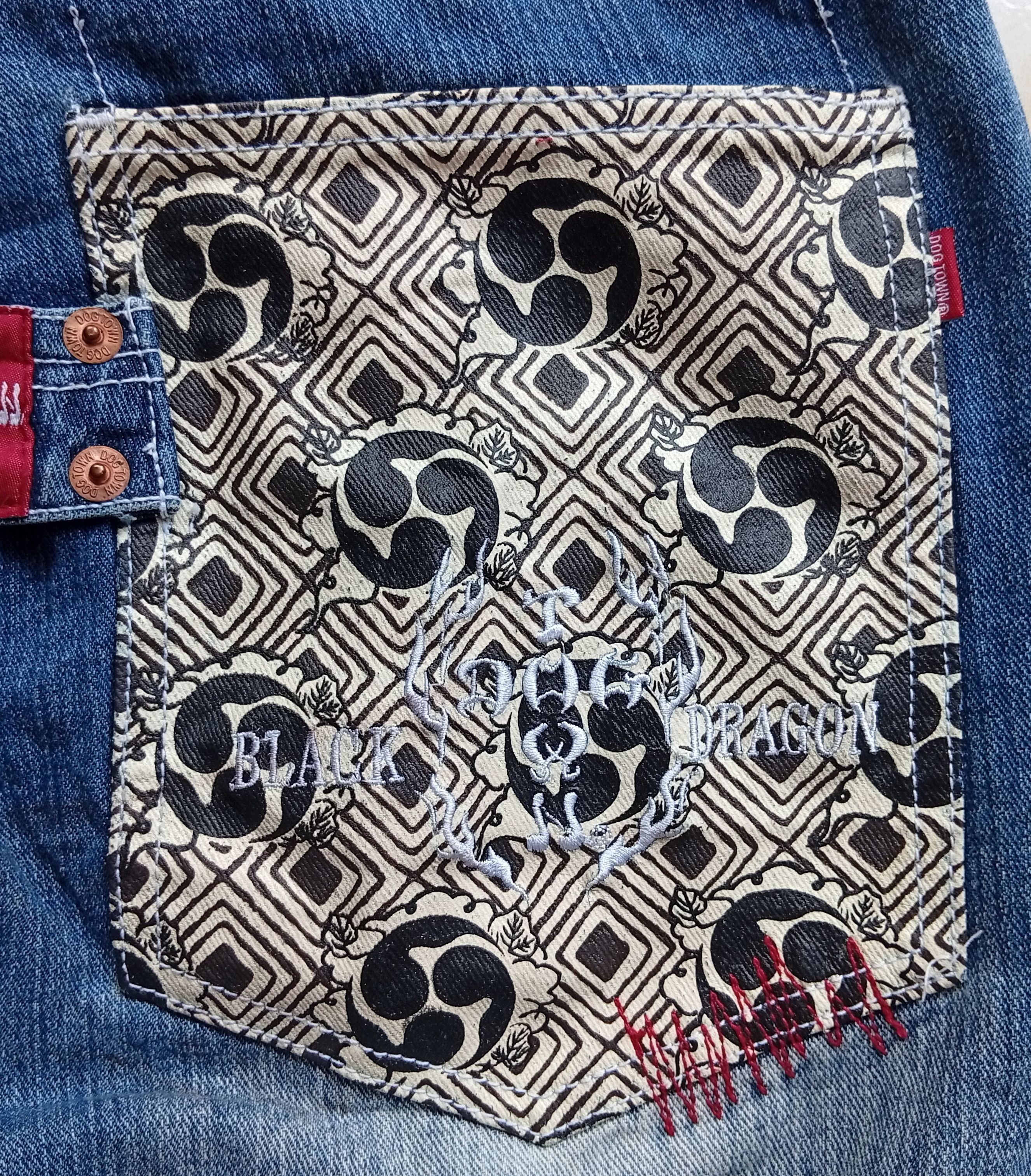 Dogtown Dogtown black dragon embroidered eagle baggy jeans Size US 31 - 9 Thumbnail