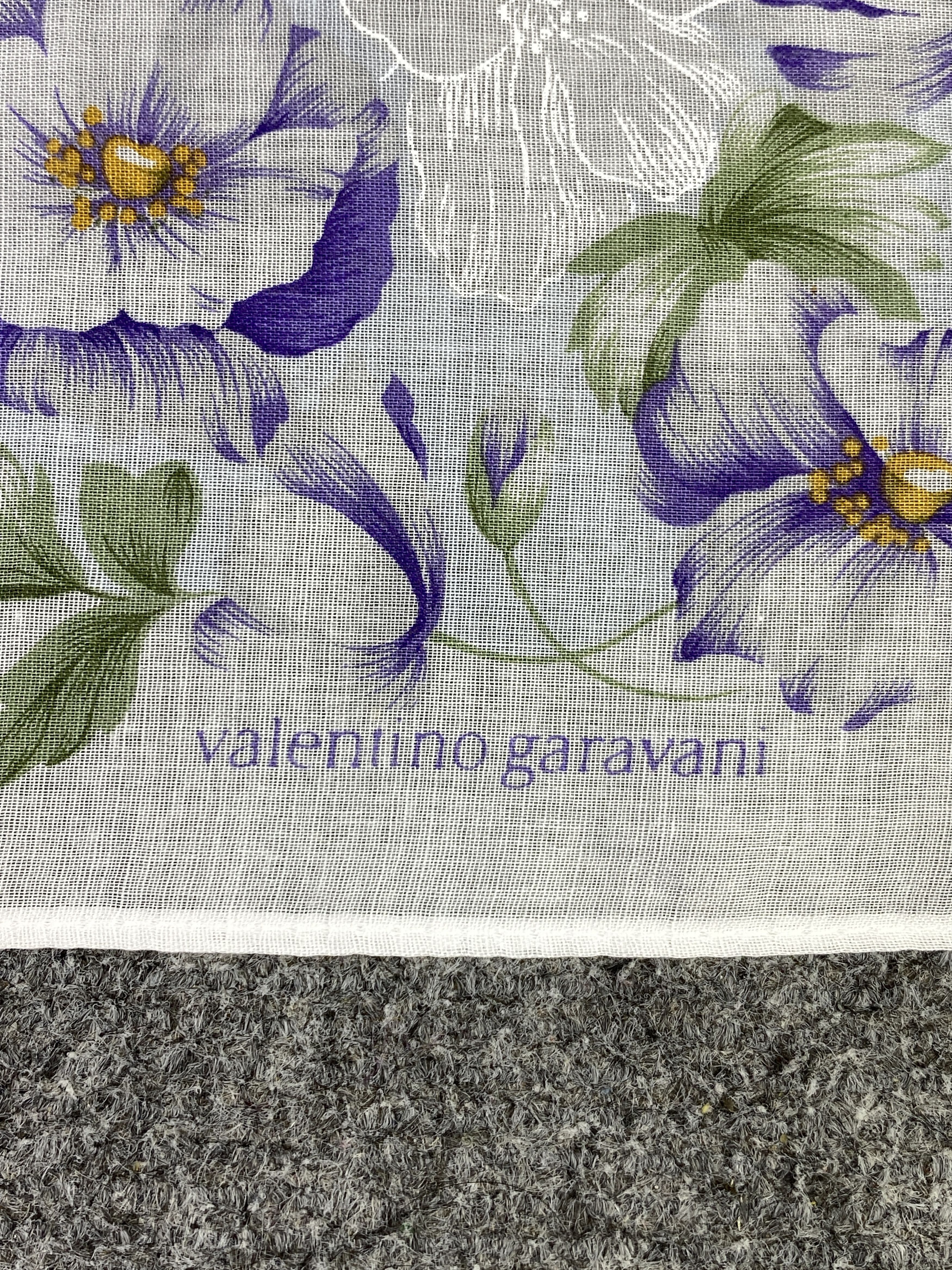 Valentino Valentino Garavani Handkerchief / Neckerchief KT0234 Size ONE SIZE - 7 Thumbnail