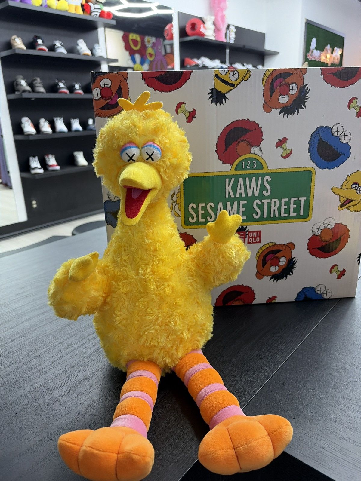 Kaws Kaws Sesame Street Toy Complete Box Size ONE SIZE - 8 Thumbnail