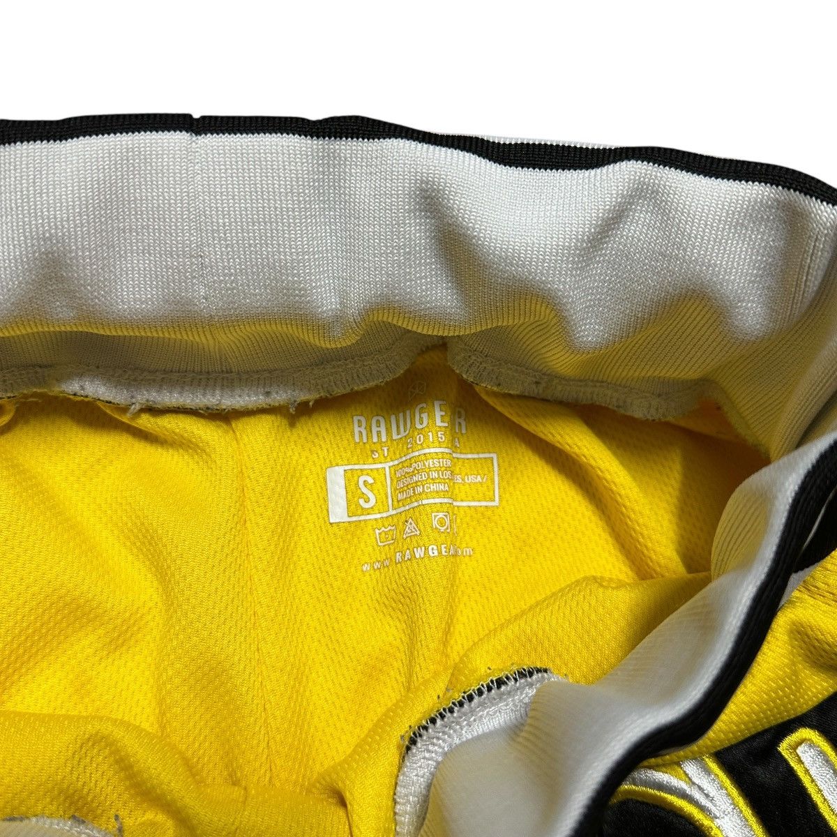 Other Mens Y2K RawGear Black Yellow Athletic Shorts Size US 28 / EU 44 - 8 Thumbnail