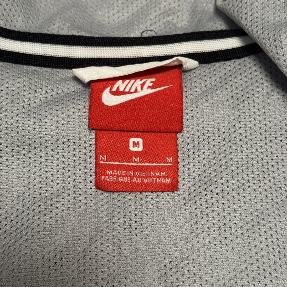 Nike Nike Windbreaker Jacket 727324-101 Black Gray White Size US M / EU 48-50 / 2 - 4 Thumbnail