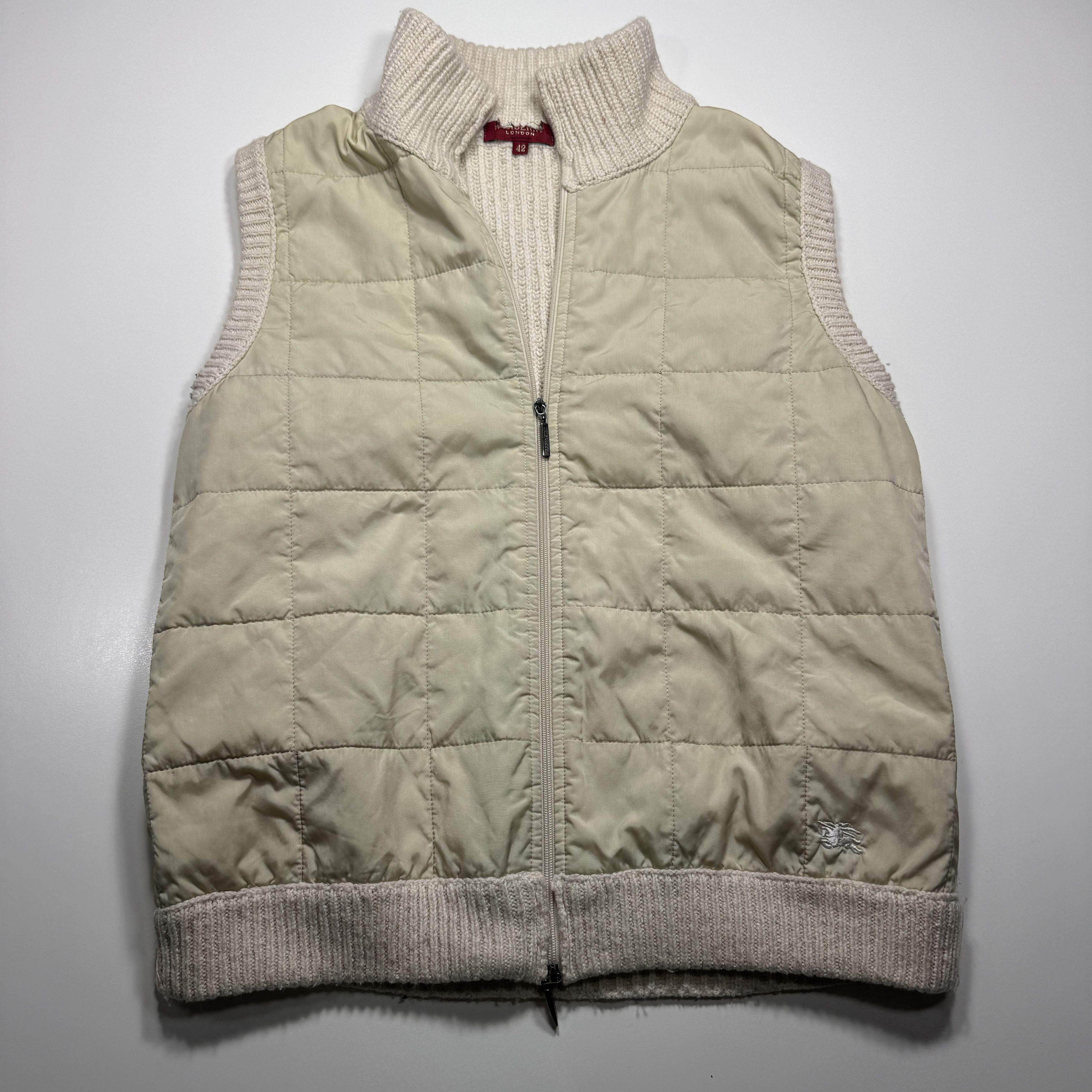 Burberry Burberry Vest Size M / US 6-8 / IT 42-44 - 1 Thumbnail