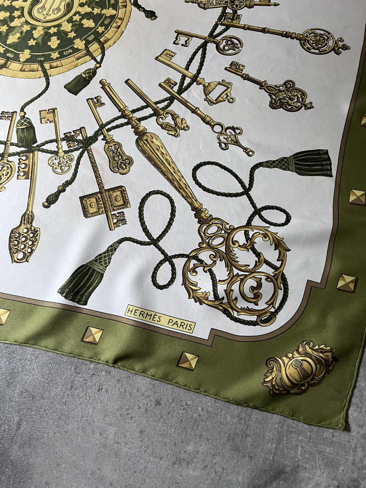Hermes Hermes ''Les Cles'' silk scarf green Size ONE SIZE - 4 Thumbnail