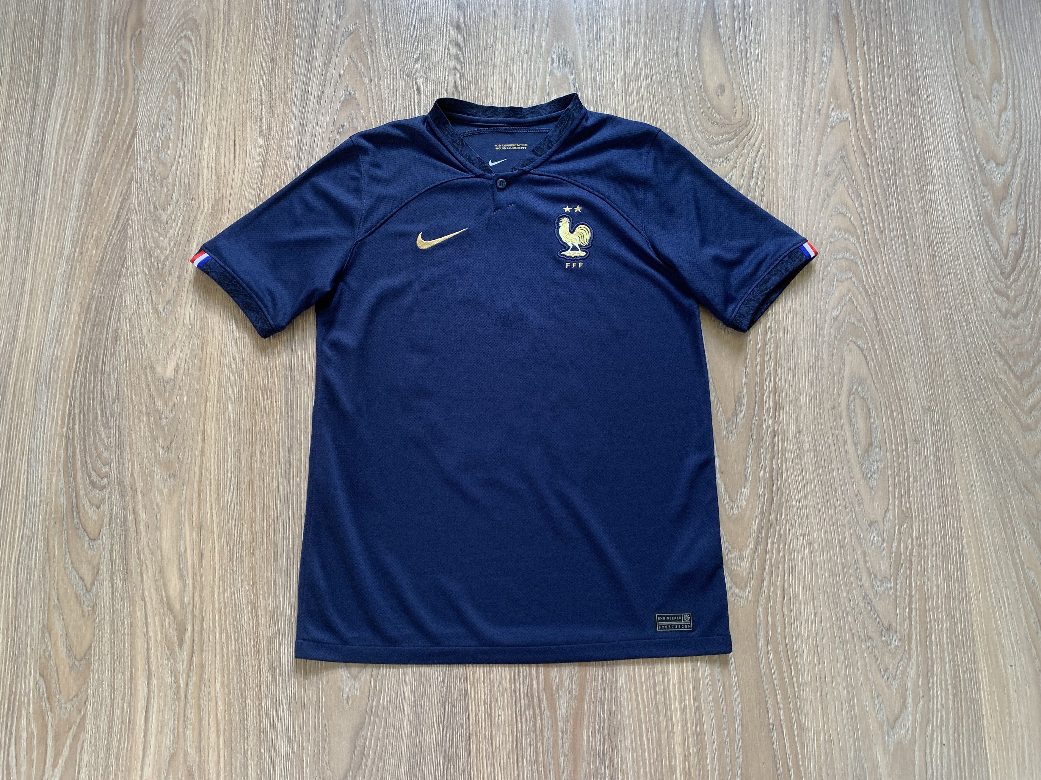 Nike Youth Nike France Mbappe 10 Home Football Shirt 2019 Size US XS / EU 42 / 0 - 1 Thumbnail