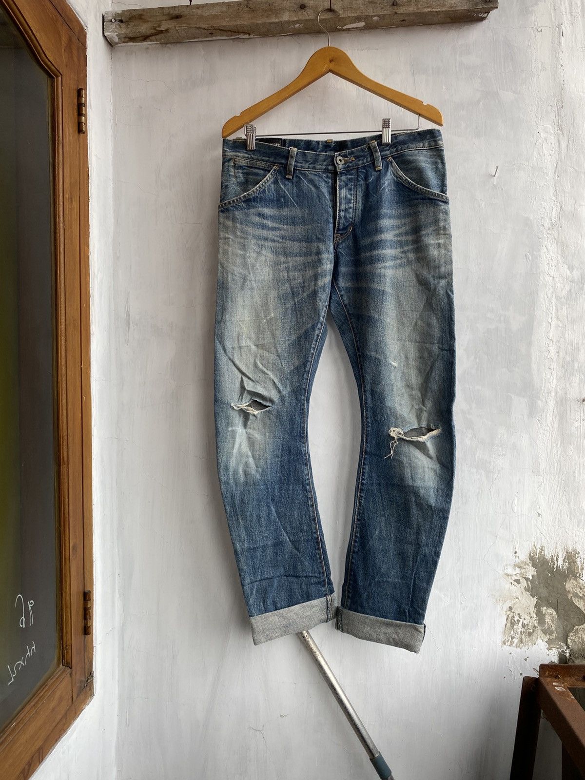 Attachment curved denim ripped jeans Size US 32 / EU 48 - 1 Thumbnail
