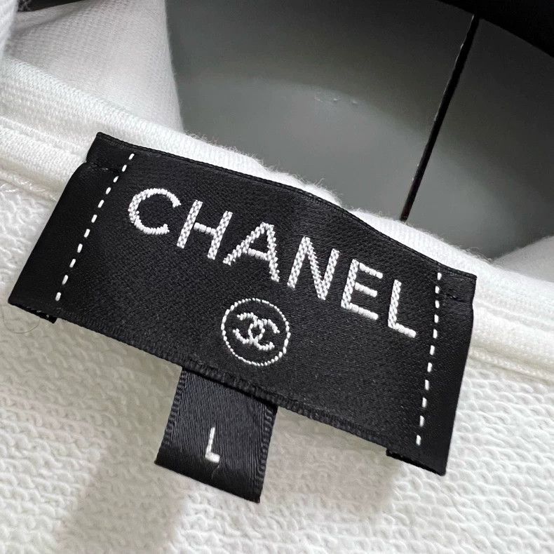 Chanel Chanel Camellia embroidered zipper hoodie on the back 2504- Size US L / EU 52-54 / 3 - 2 Thumbnail