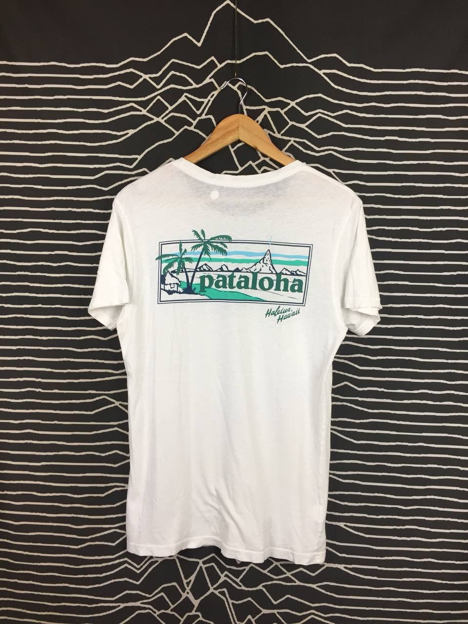 Patagonia Vtg Patagonia Pataloha Haleiwa Hawaii Graphic Tee Size US S / EU 44-46 / 1 - 2 Thumbnail