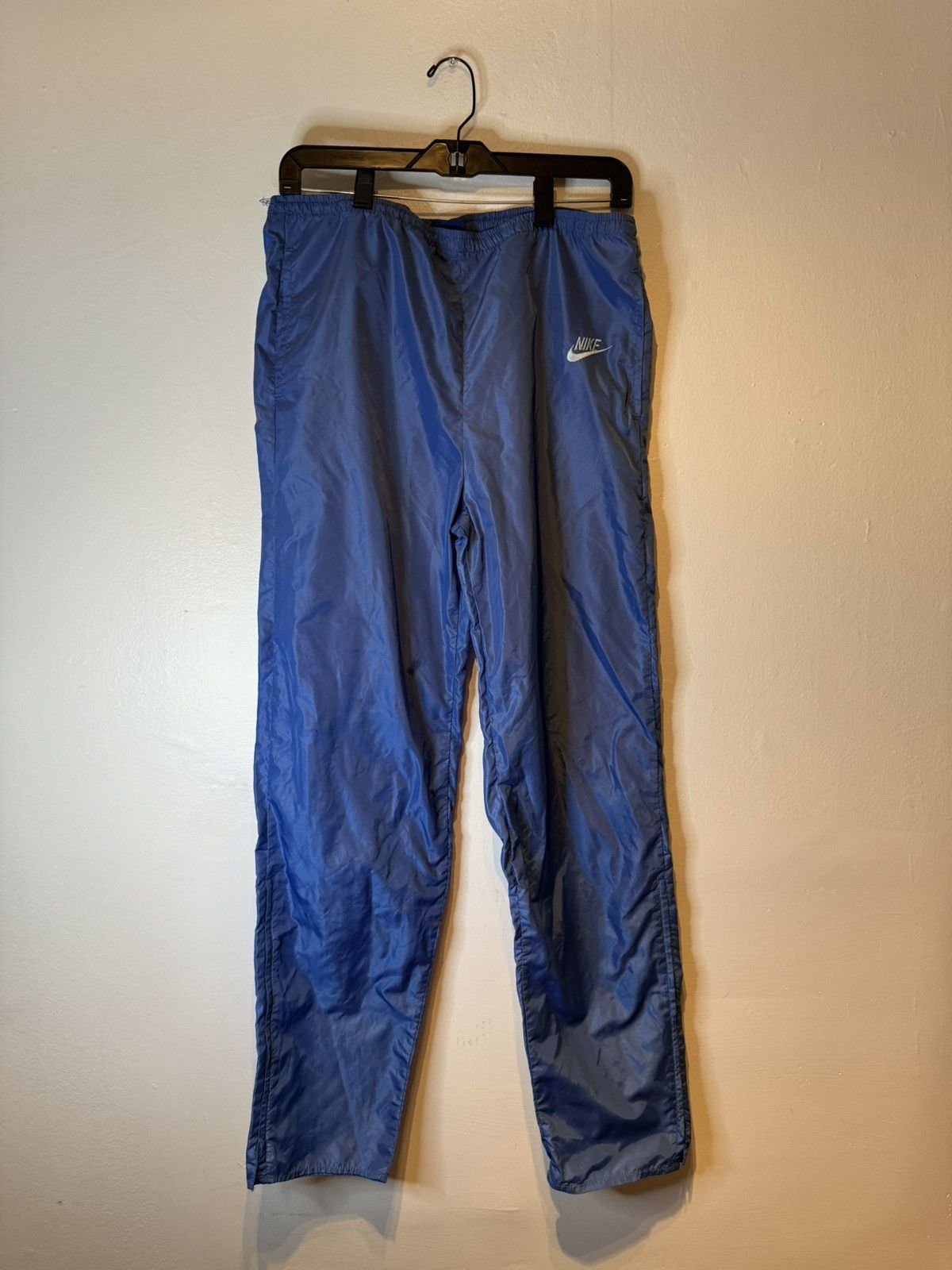 Nike Vintage Nike Track Pants Nylon Windbreaker 90s Men’s Medium Size US 40 / EU 56 - 1 Thumbnail
