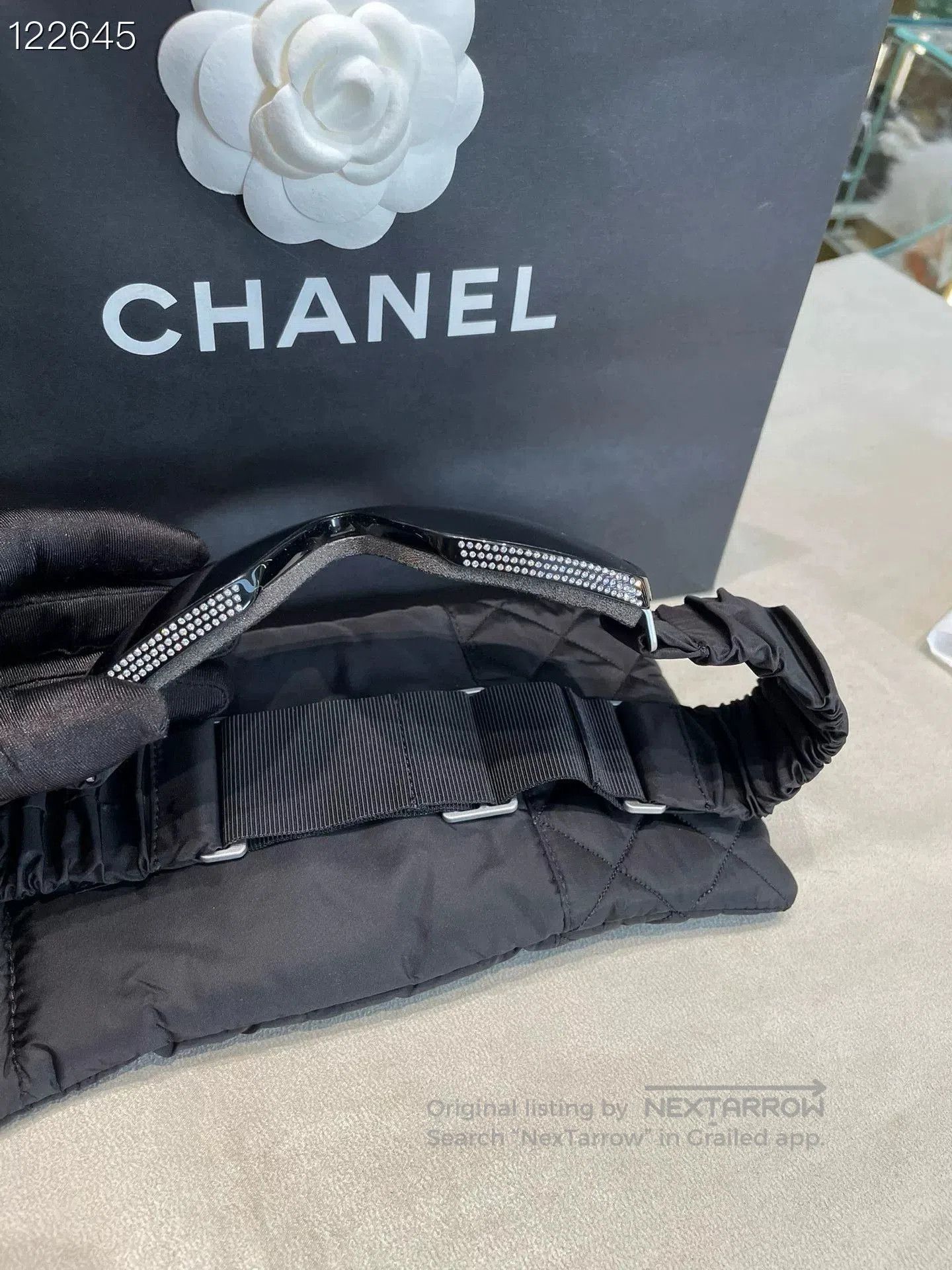Chanel Chanel 040050C01 22 Mirror Diamond Ski Goggles. Size ONE SIZE - 3 Thumbnail