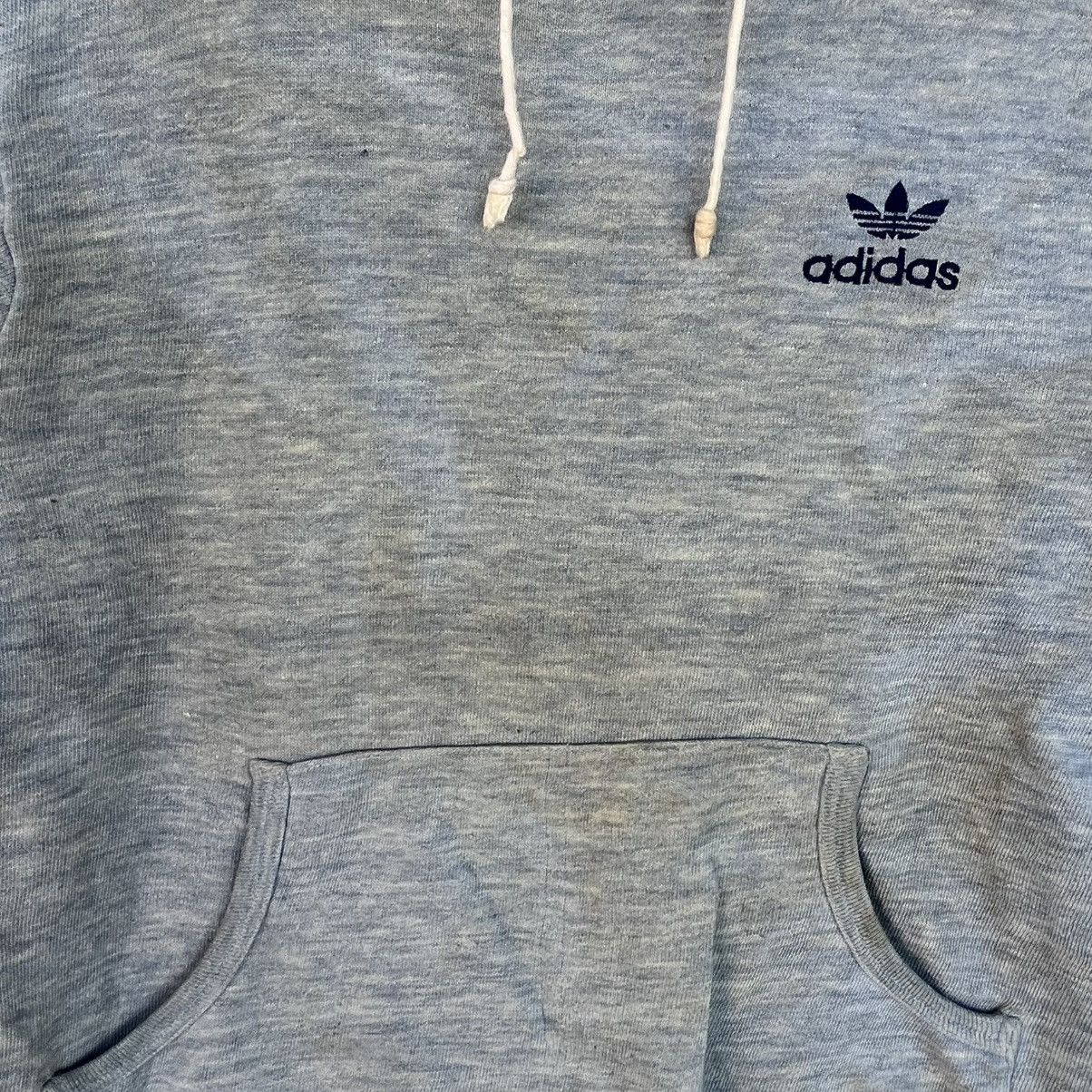 Other Vintage Adidas Small Embroidery Grey Pullover Jumper Size M Size US M / EU 48-50 / 2 - 5 Thumbnail