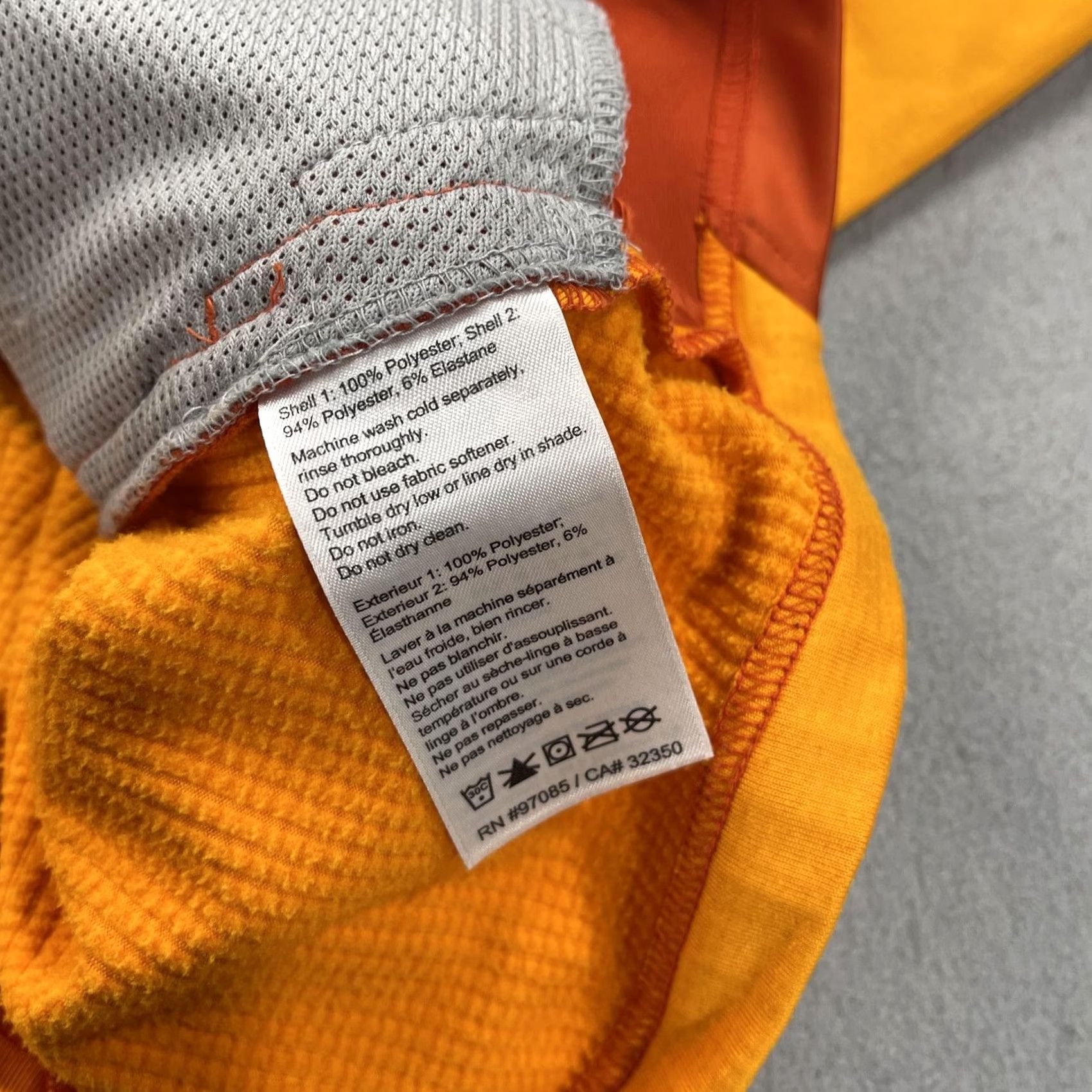 Outdoor Research VINTAGE Outdoor Research Centrifuge Jacket Womens? Mens? - Wait, original is Mens XL Orange Centrifuge Hooded Softshell Full Zip Size US XL / EU 56 / 4 - 7 Thumbnail