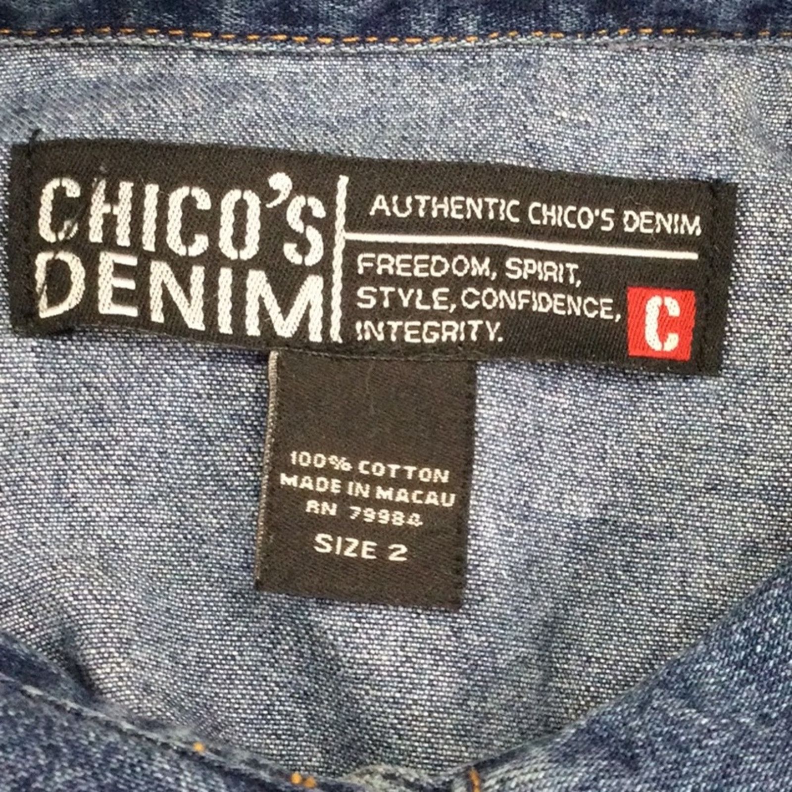 Chicos Chico’s Denim Pocket Full Button Front Shirt Size 2/L/12 Size L / US 10 / IT 46 - 10 Thumbnail