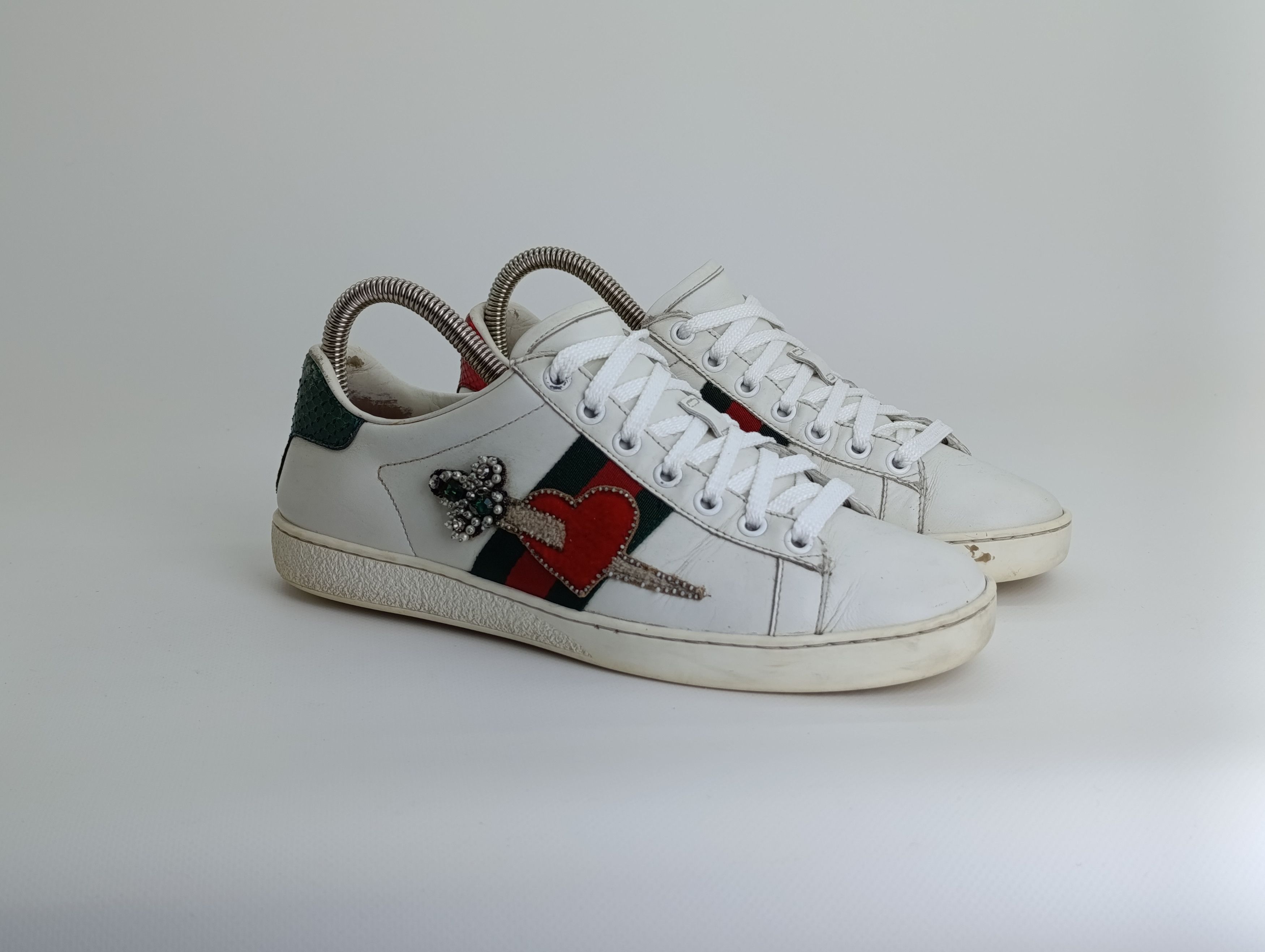 Gucci GUCCI ACE HEART DAGGER LEATHER SHOES EMBROIDERED SNEAKERS Size US 7 / IT 37 - 3 Thumbnail