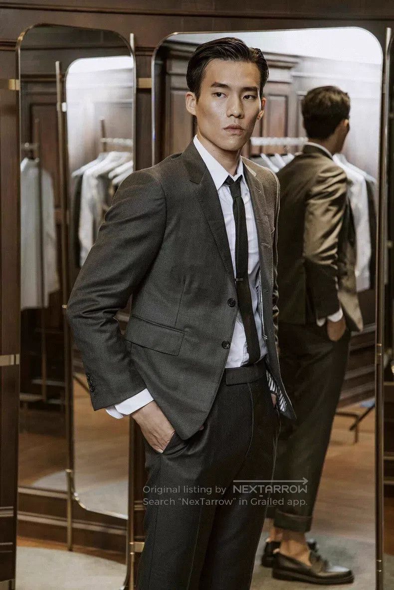 Thom Browne Thom Browne size 2 Classic Gray Label Dark Gray Suit Size 40S - 7 Thumbnail