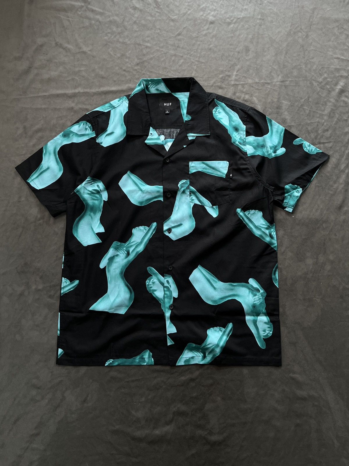 Huf Deadstock HUF Worldwide Her Resort Black Shirt Large Size US M / EU 48-50 / 2 - 1 Thumbnail