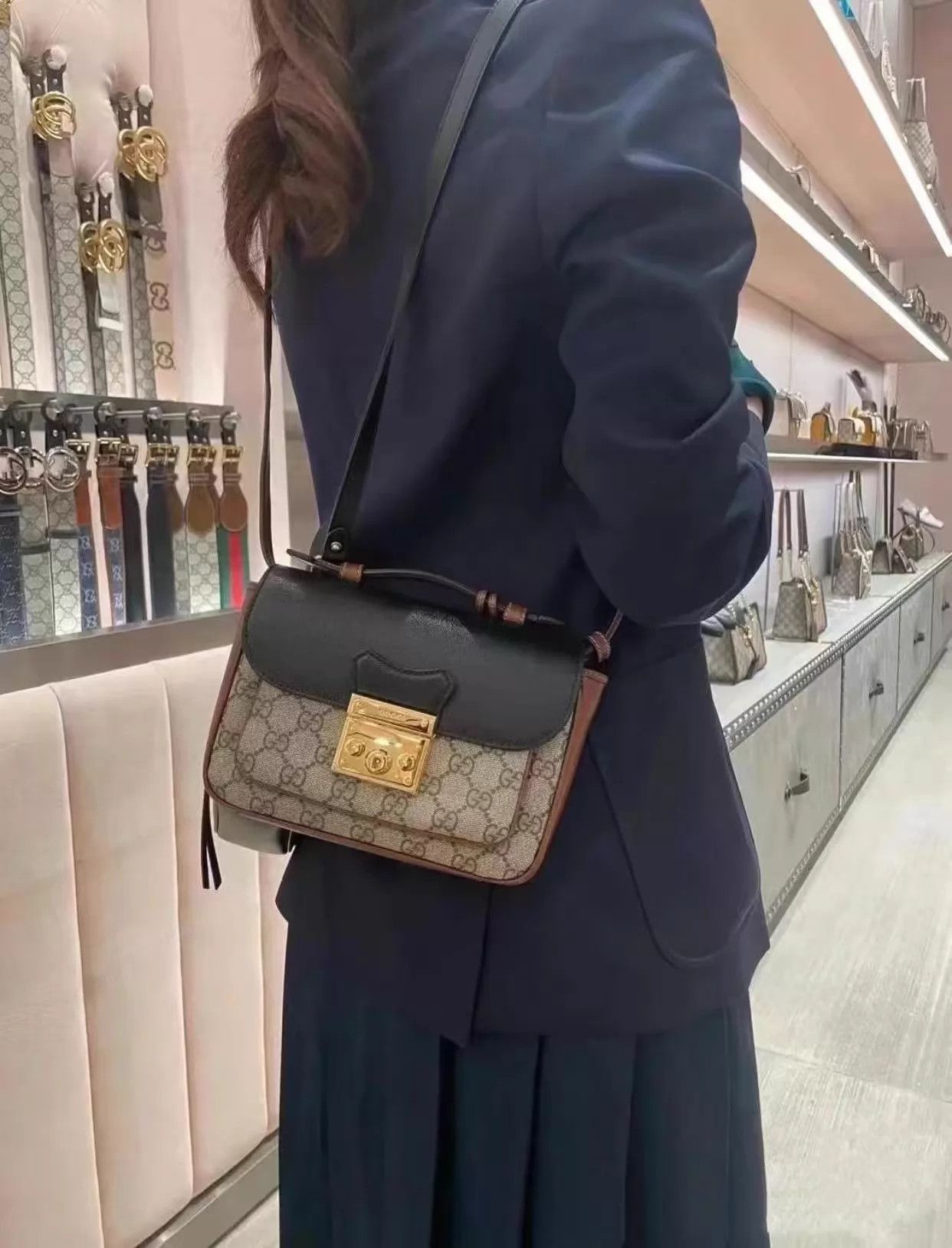 Gucci GUCCI Padlock GG Monogram Black Calfskin Handbag Near Mint Size ONE SIZE - 5 Thumbnail