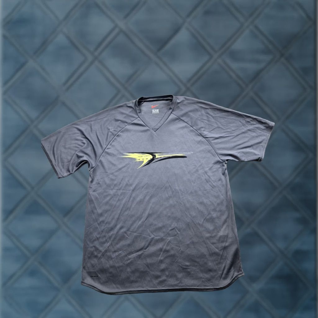 Nike Vintage Nike Dri-FIT Alpha Project T-Shirt XL Mens Gray Short Sleeve NWT 90s USA Sports Moisture Wicking Size US XL / EU 56 / 4 - 1 Thumbnail