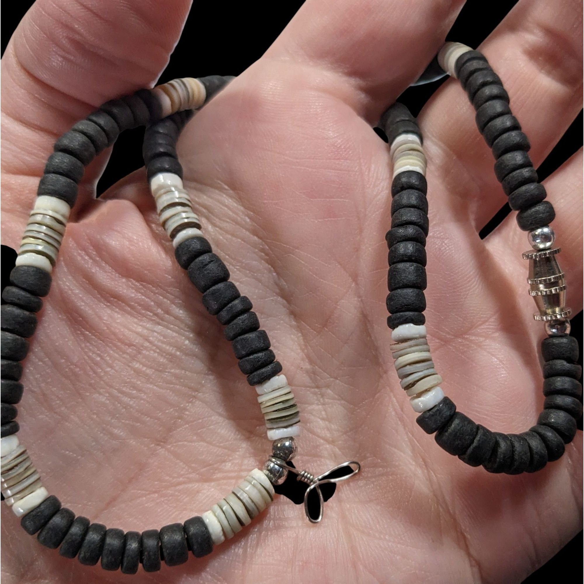 Other Vintage Beachy Heishi Necklace Black And White With Loops Fo Size ONE SIZE - 7 Thumbnail