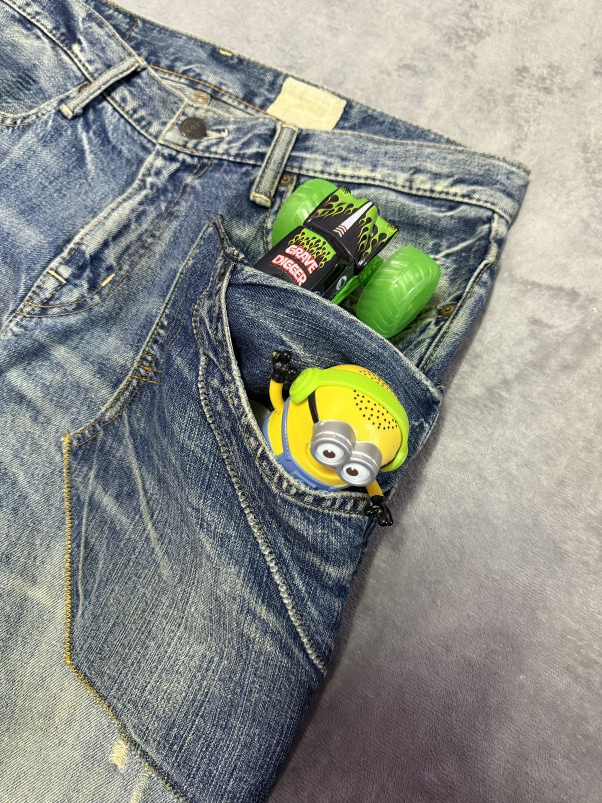 Japanese Brand × Le Grande Bleu (L.G.B.) Antgauge Japan Asymmetrical Pocket Double Waist Fade Jeans Size US 32 / EU 48 - 6 Thumbnail