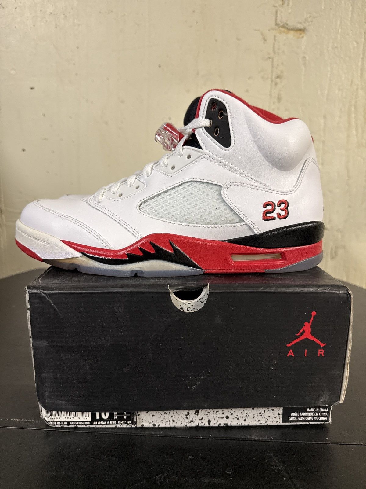 Jordan Brand × Nike Jordan 5 fire red Size US 10 / EU 43 - 4 Thumbnail