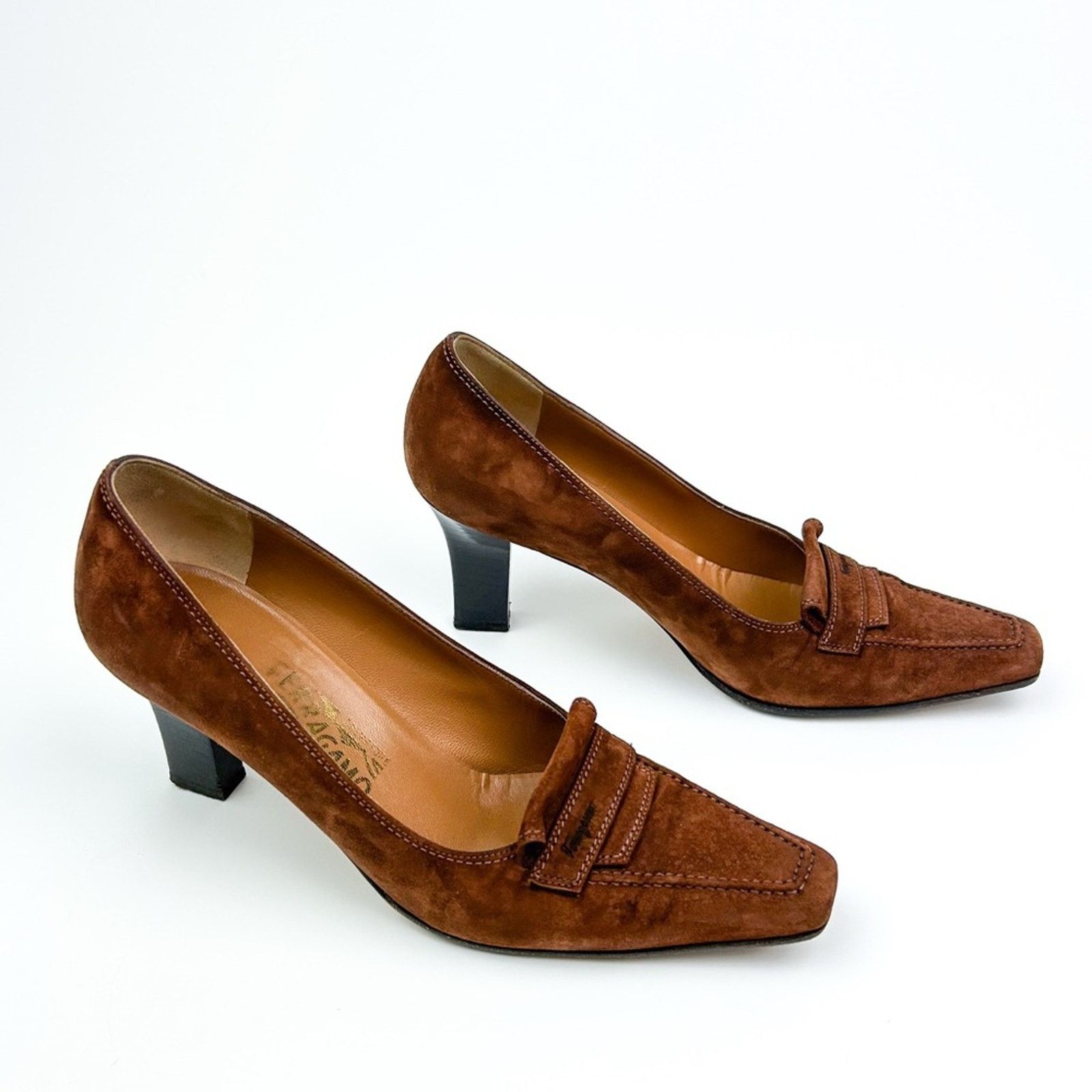 Salvatore Ferragamo Salvatore Ferragamo Vintage Suede Cognac Calf Pump Size 7.5 Size US 7.5 / IT 37.5 - 9 Thumbnail