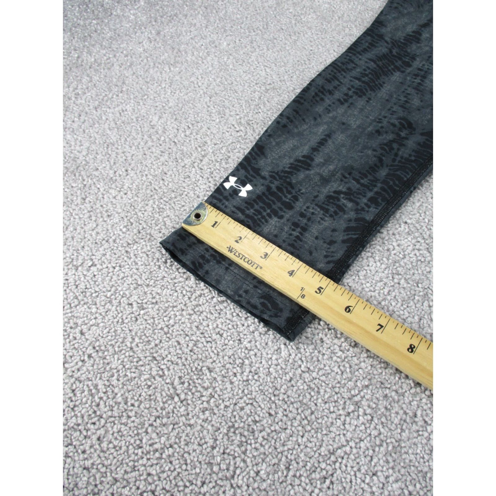 Under Armour Under Armour Leggings Women Cropped M Gray Compression HeatGear Athletic Activewear Running Yoga 90s? (Note: Remove questionable) Size 32" / US 10 / IT 46 - 5 Thumbnail