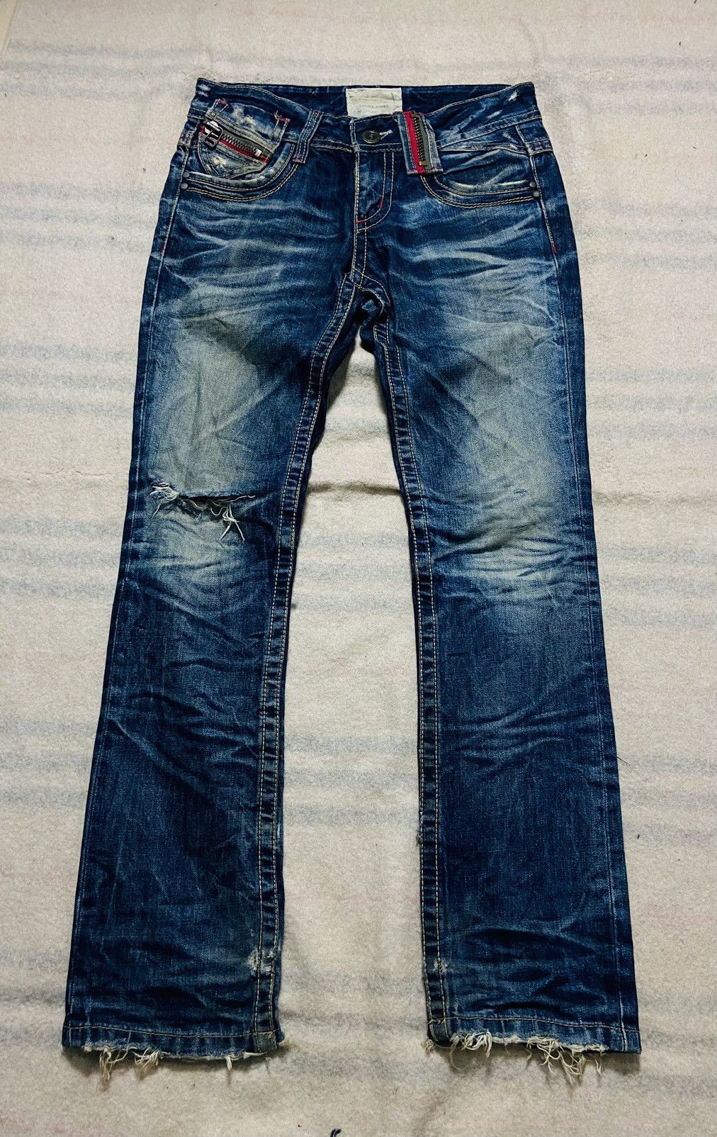 Japanese Brand Lolita Distressed Jeans Size 31" - 1 Thumbnail