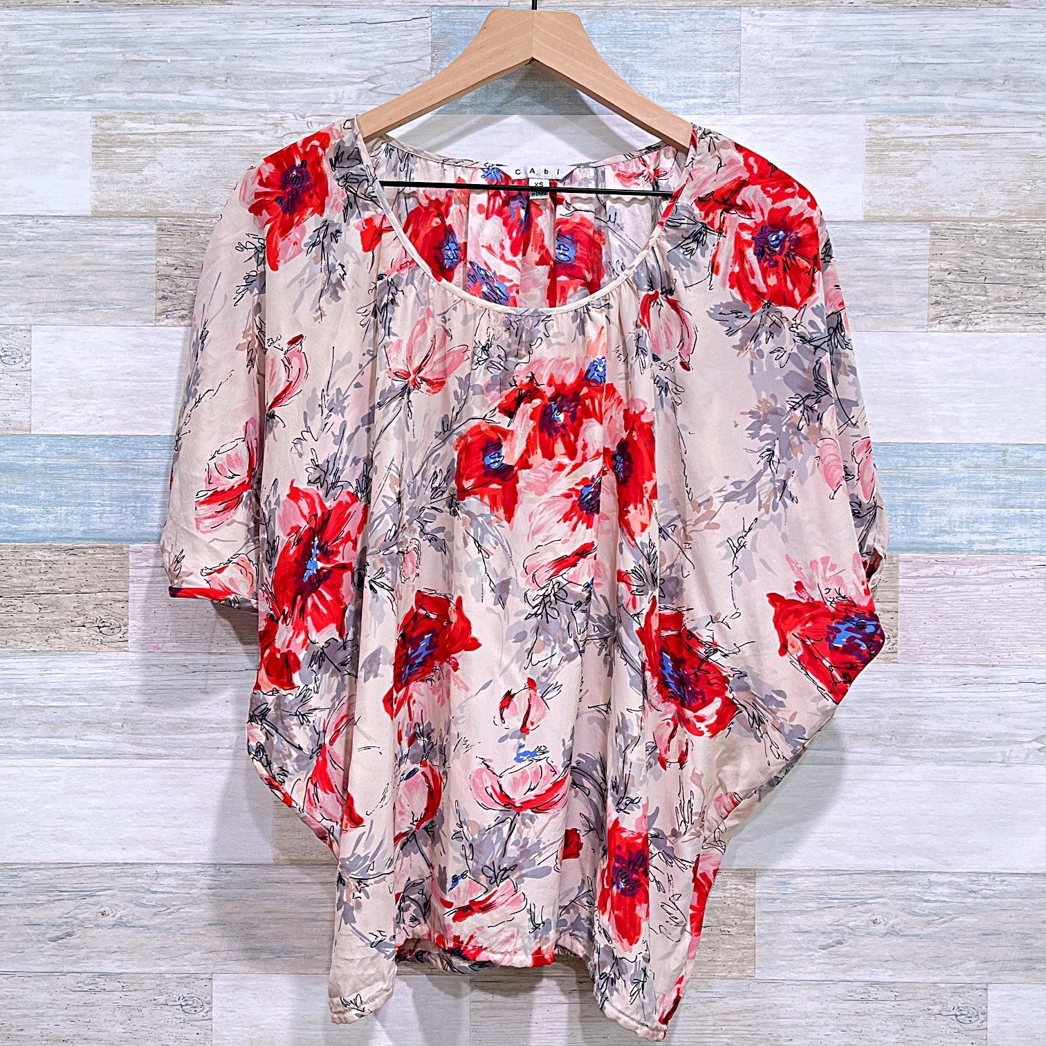 Other Cabi 100% Silk Gypsy Floral Dolman Blouse Beige Red Batwing Size XS / US 0-2 / IT 36-38 - 1 Thumbnail